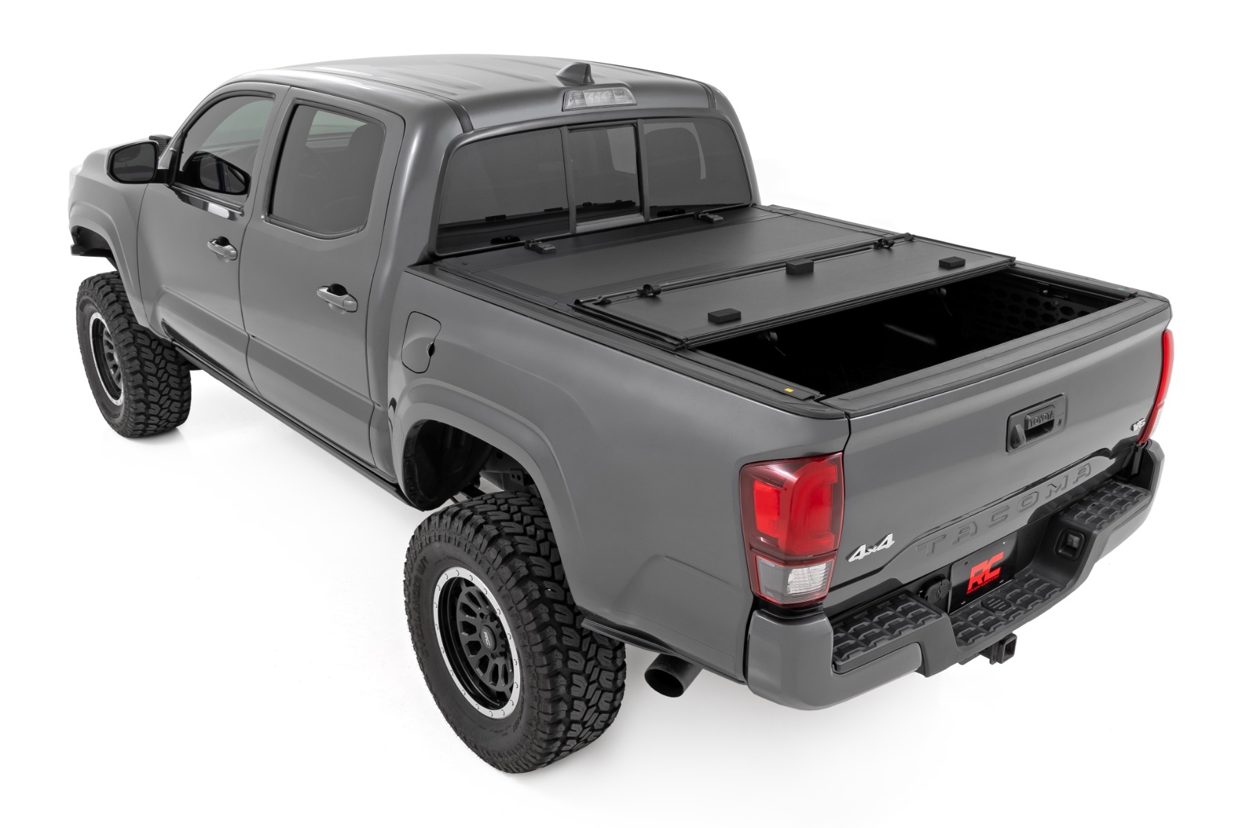 Stabile, dreifach klappbare Ladeflächenabdeckung | 5' Ladefläche | Toyota Tacoma 2WD/4WD (2005–2015) — Bild 4