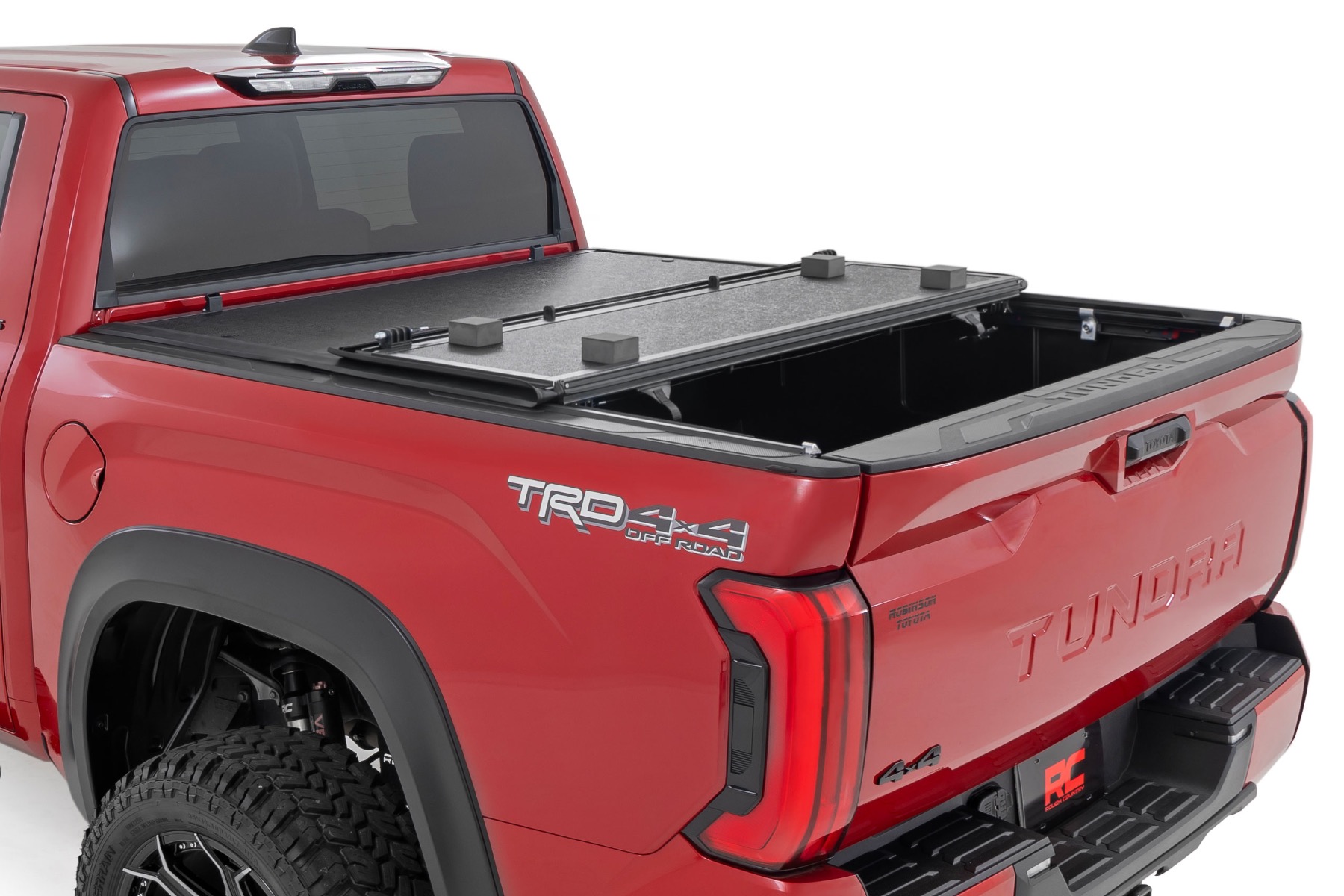 Hard Low Profile Bed Cover | 5'7" Bed | Cargo Mgmt | Toyota Tundra (22-26) — Bild 5
