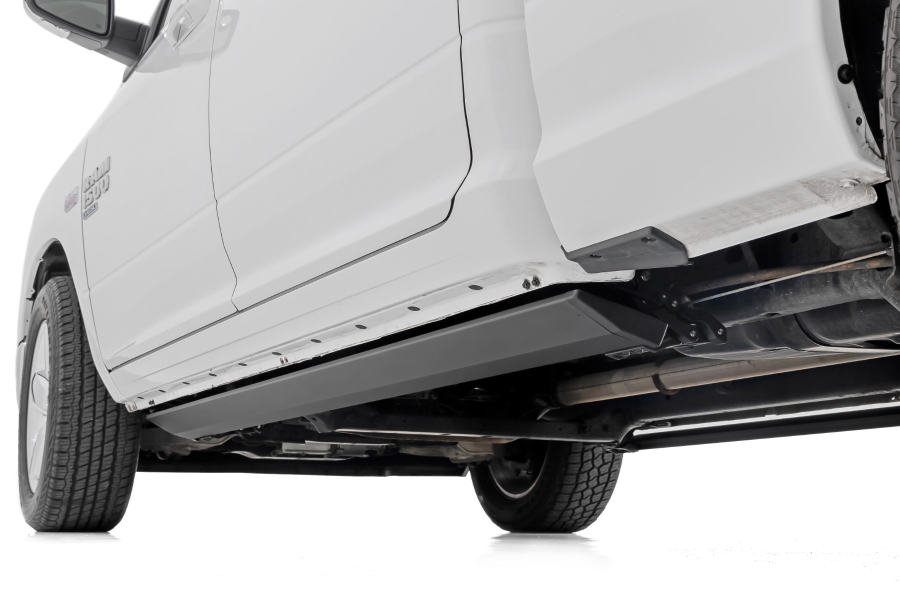 Elektrische Trittbretter | Zwei Elektromotoren | Doppelkabine | RAM 1500 2WD/4WD (2009–2018 & Classic) — Bild 3