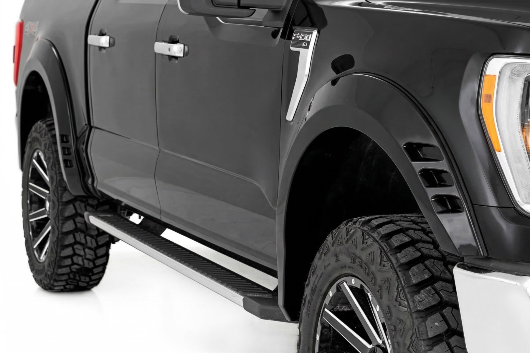 SF1 Kotflügelverbreiterungen | UM Agate Black | Ford F-150 2WD/4WD (2021–2026) — Bild 4