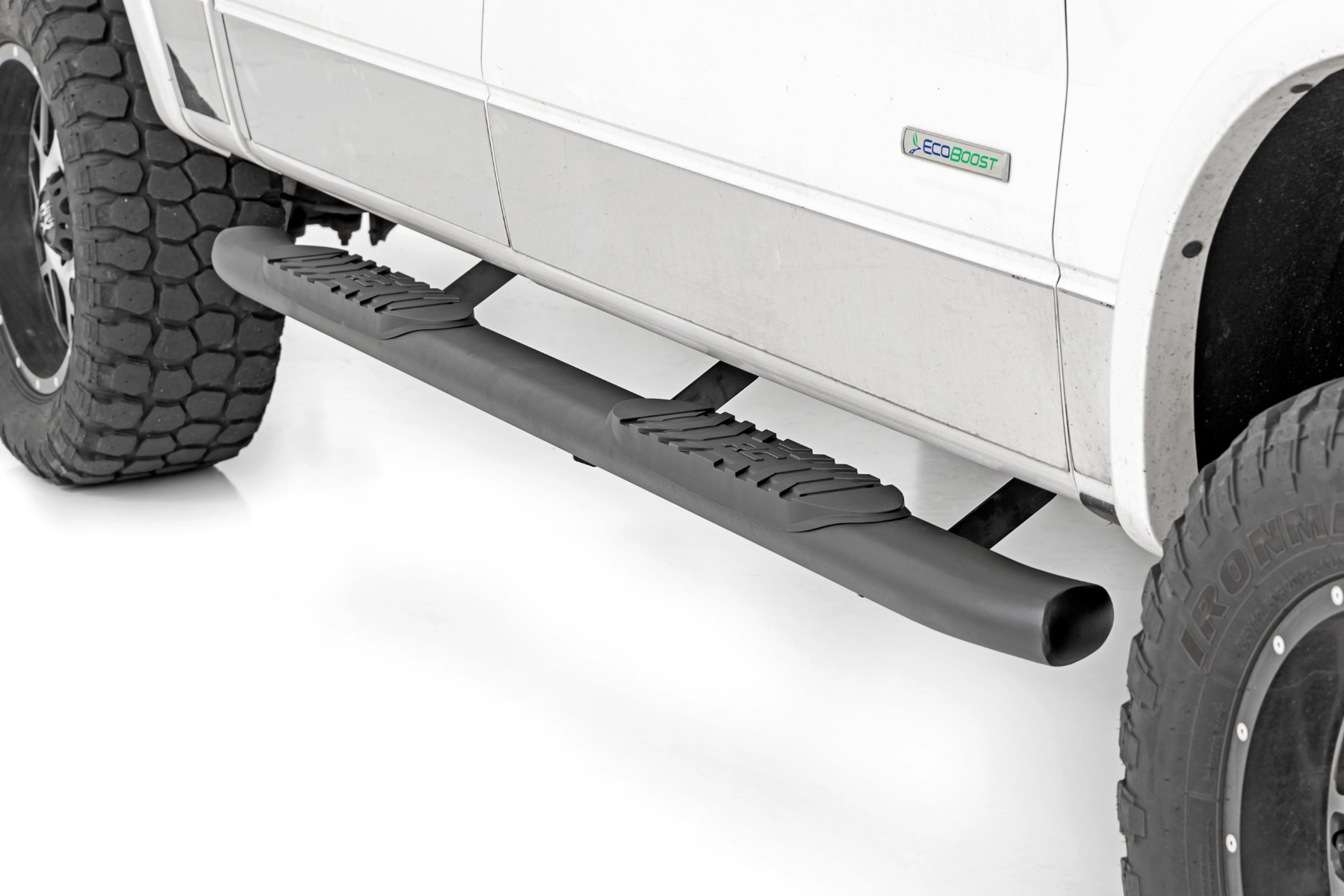 Ovale Nerf-Trittstufe | Doppelkabine | Schwarz | Ford F-150 2WD/4WD (2009–2014)