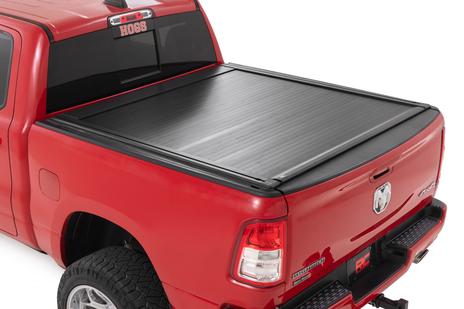 Elektrisch versenkbare Ladeflächenabdeckung | 5'7" Ladefläche | RAM 1500 (19–26)/1500 TRX (21–24)