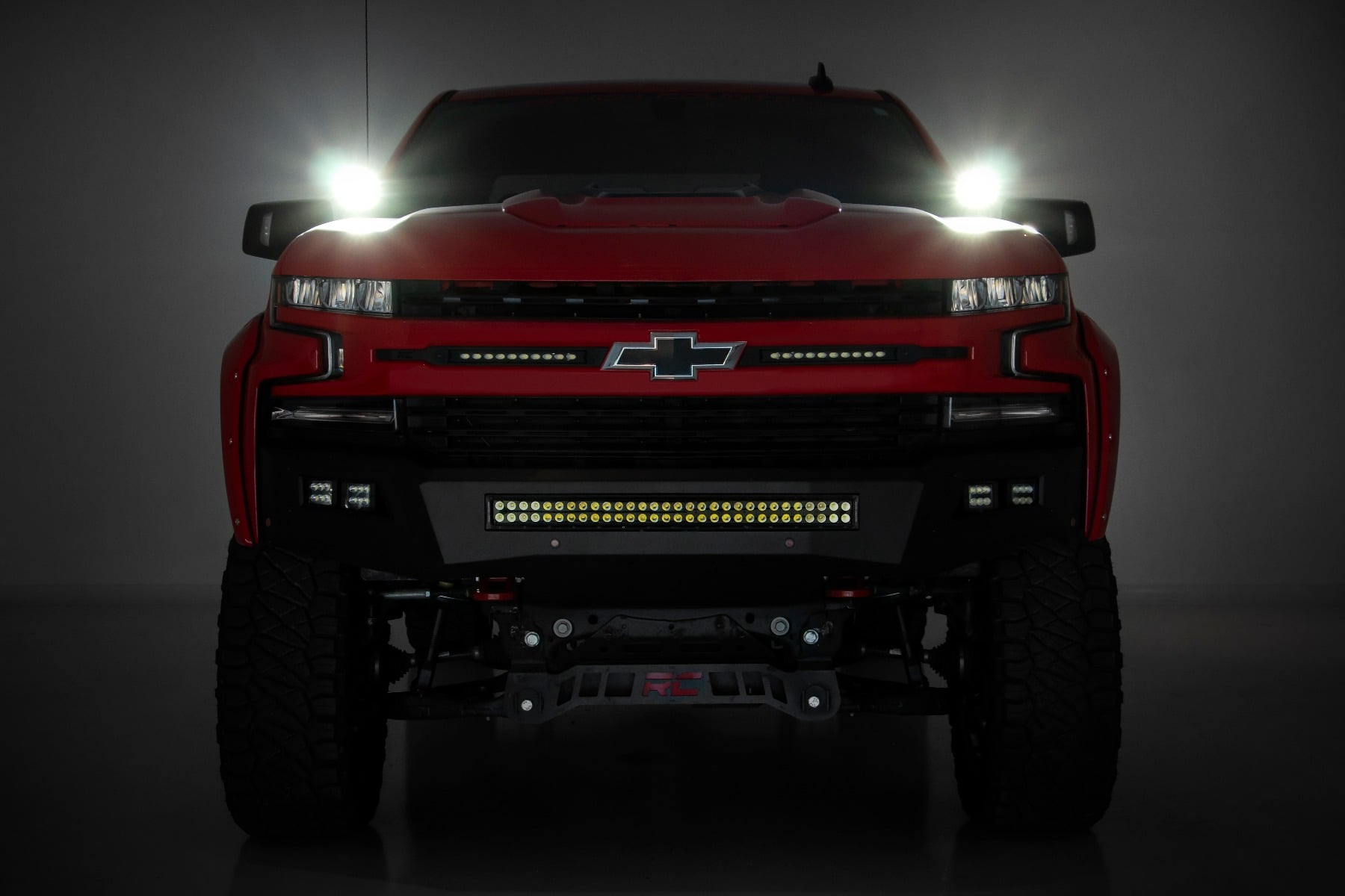 LED-Beleuchtungsset | Befestigung an der Kotflügelkante | 2" Schwarz, Paar | Gelbe Tagfahrleuchten | Chevy Silverado 1500 (2019–2026) — Bild 6