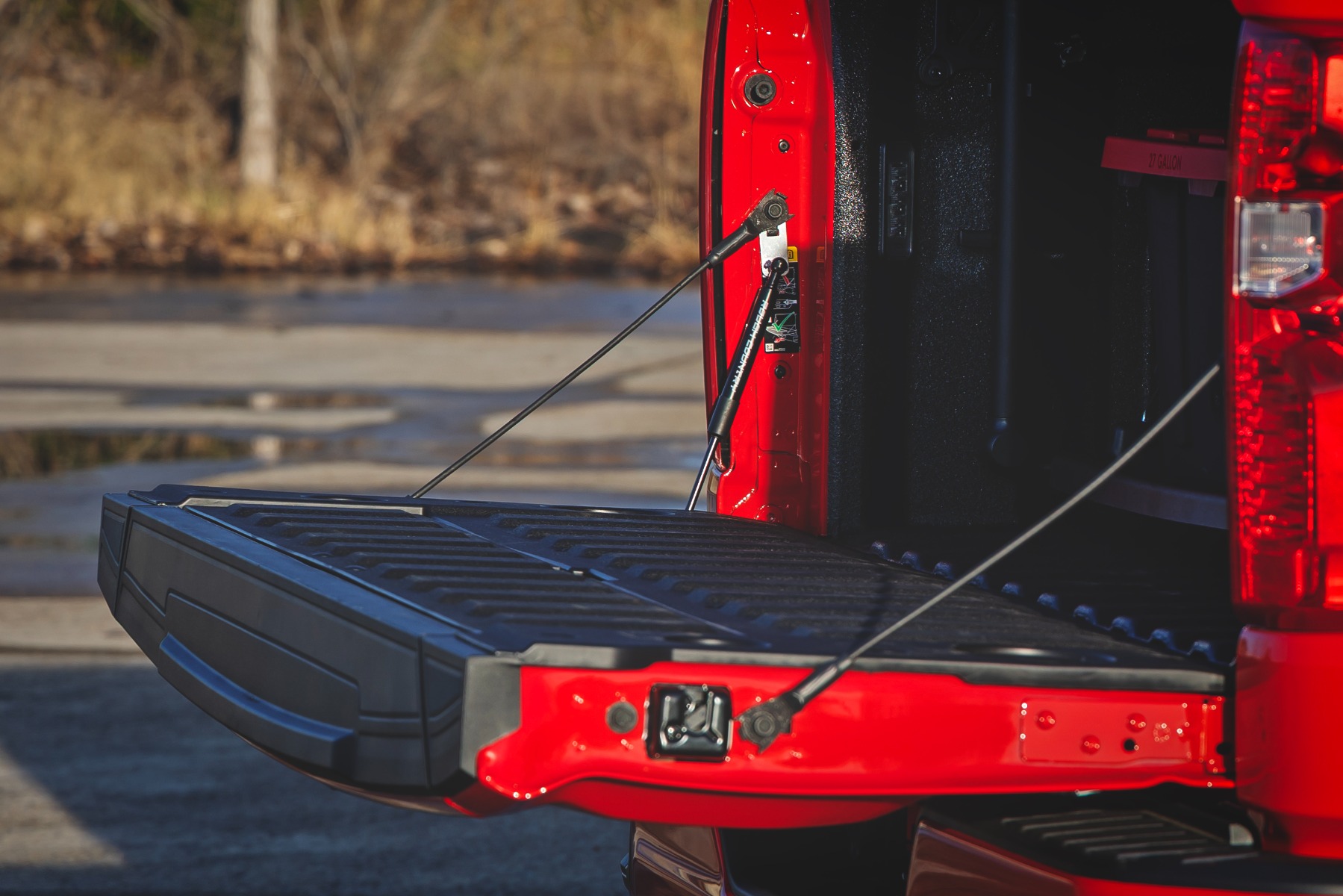 Heckklappenassistent | Chevy Silverado & GMC Sierra 1500 2WD/4WD (2019–2026) — Bild 3