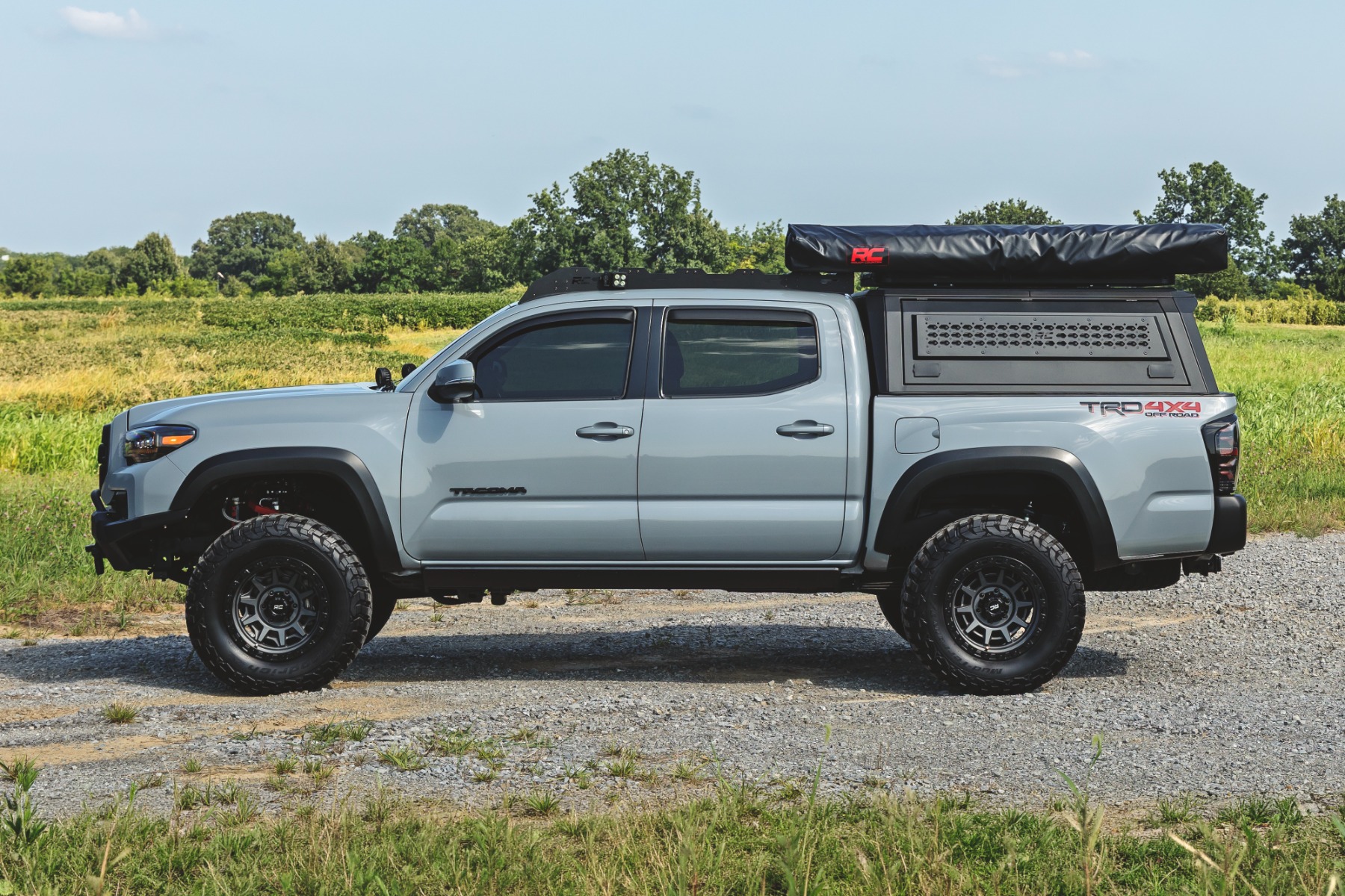 Elektrische Trittbretter | Doppelkabine | Toyota Tacoma 2WD/4WD (2005–2023) — Bild 2