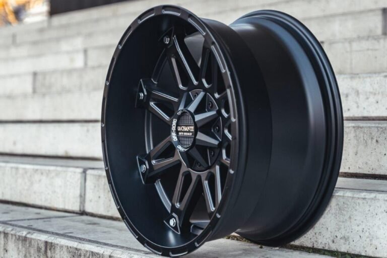 La Chanti OF1 | Matt Black · 10J×20" · ET-12 | 6x135 / 6x139.7 — Bild 3