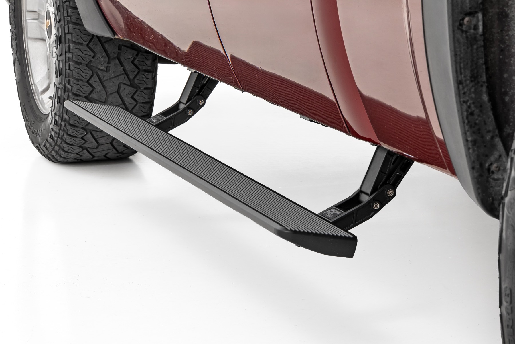 Elektrische Trittbretter | HT-Serie | Doppelkabine | Chevy/GMC 1500/2500HD/3500HD (2014–2018)