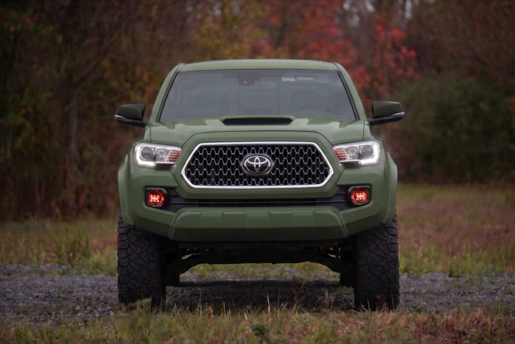 Sport-Kotflügelverbreiterungen | 6V7 Army Green | Toyota Tacoma 2WD/4WD (2016–2023) — Bild 5
