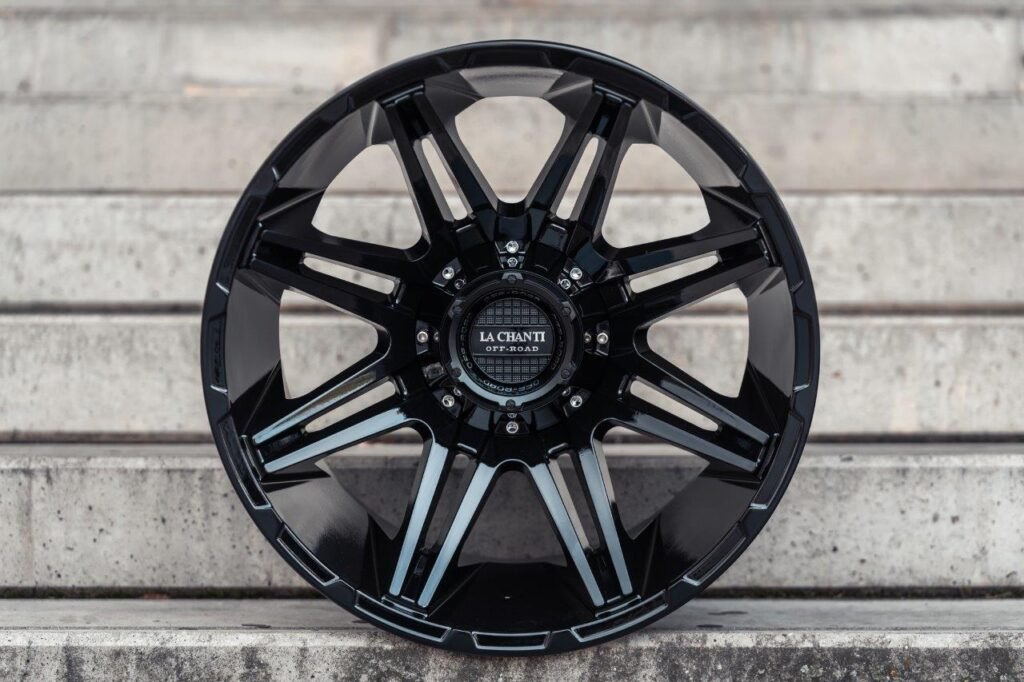 La Chanti OF19 | Glossy Black · 12J×20" · ET-25 | 5x127 / 5x139.7