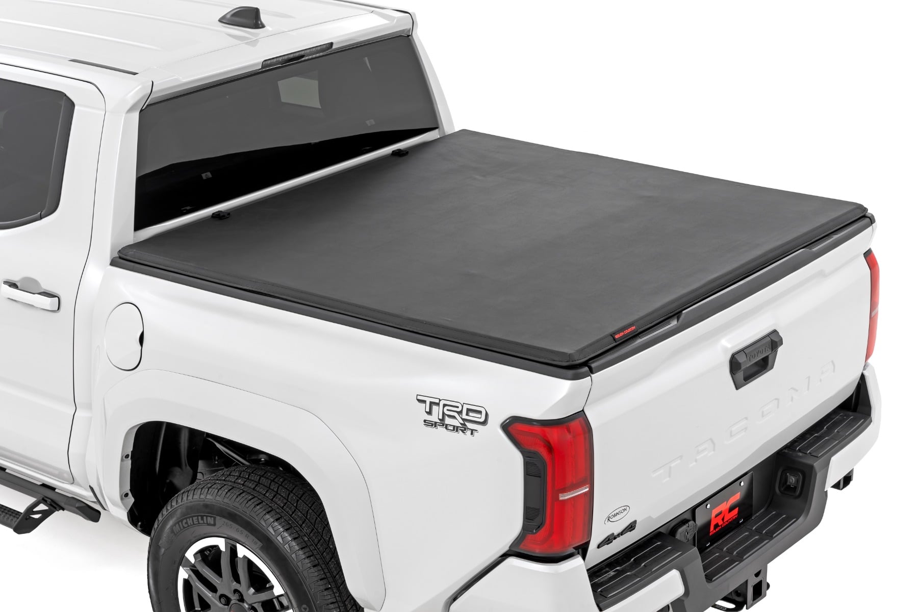 Weiche, dreifach faltbare Ladeflächenabdeckung | 5' Ladefläche | Doppelkabine | Toyota Tacoma 2WD/4WD (24–26)
