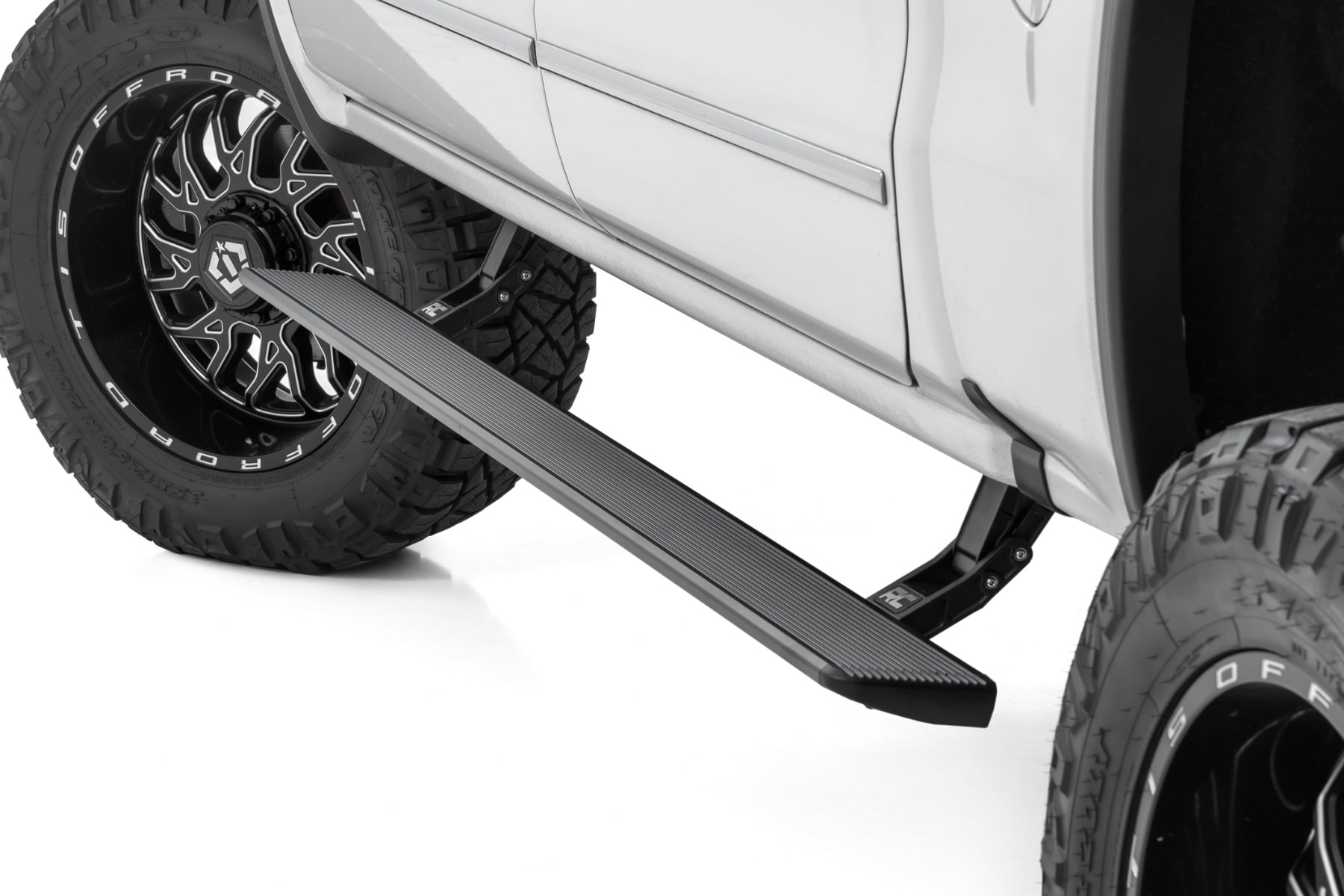 Elektrische Trittbretter | HT-Serie | Doppelkabine | Chevy/GMC 1500/2500HD/3500HD 2WD/4WD