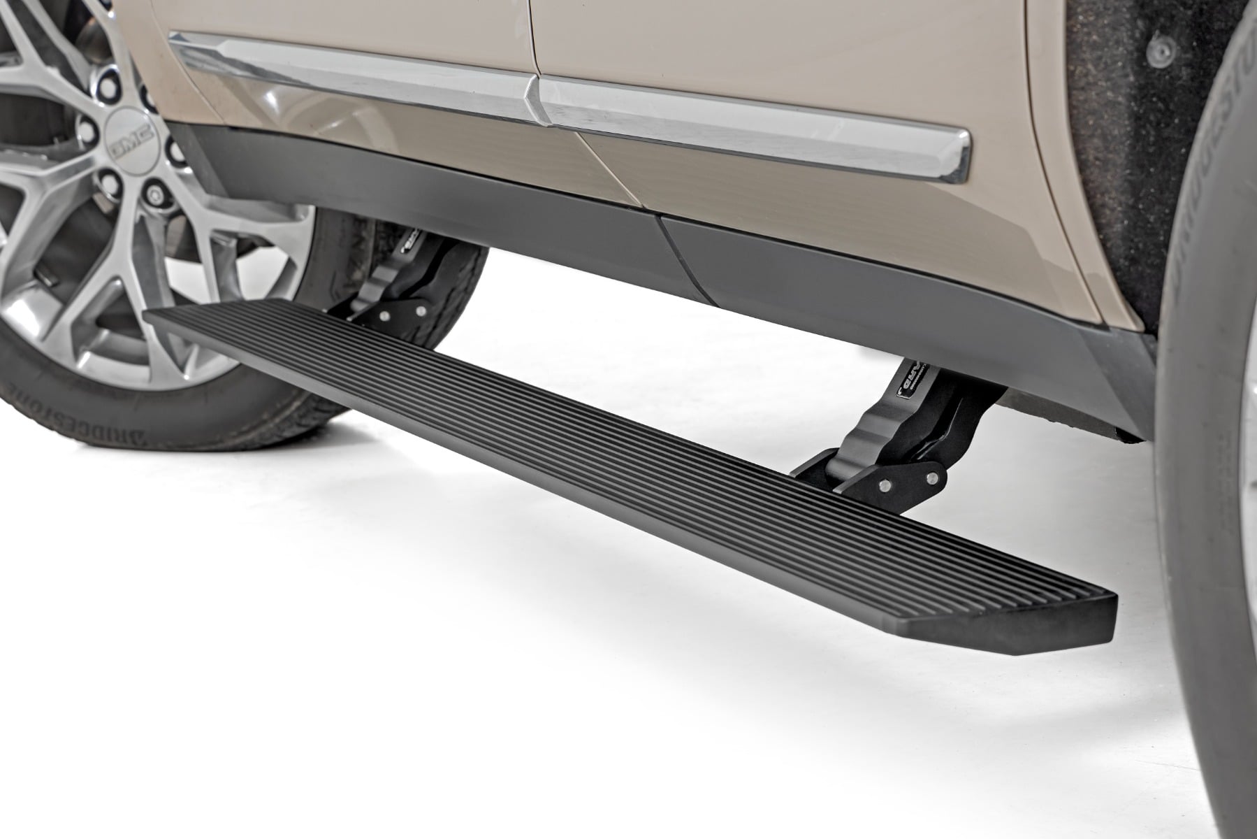 Elektrische Trittbretter | Zwei Elektromotoren | Doppelkabine | Chevy/GMC Tahoe/Yukon (21–26)