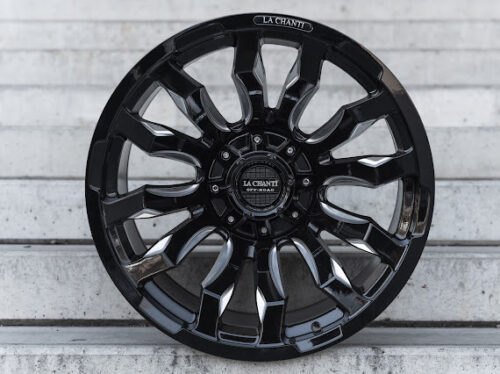 La Chanti OF7 | Glossy Black Milled · 9J×20" · ET20 | 6x139.7
