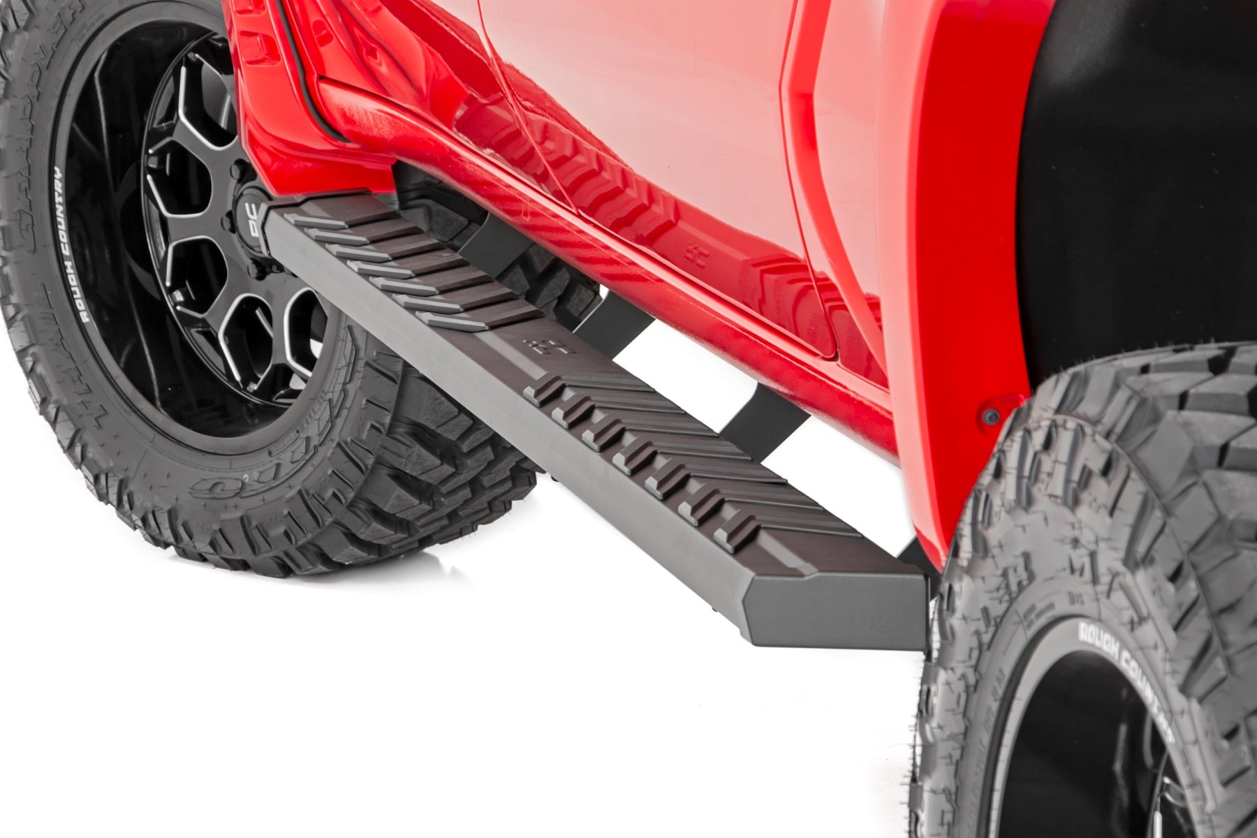 BA2 Trittbretter | Seitliche Trittstufen | Chevy/GMC 1500/2500HD/3500HD (2019–2026)