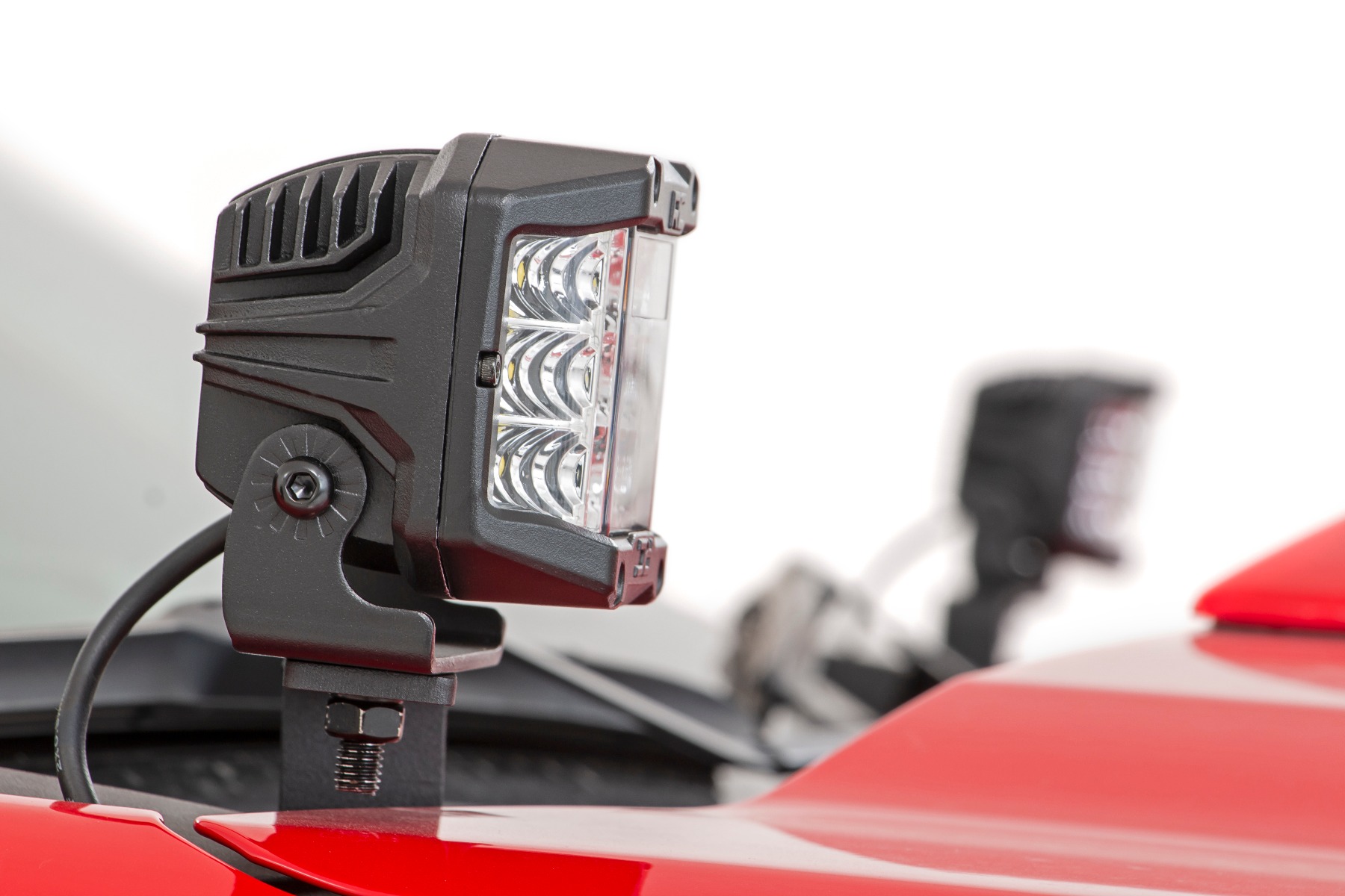 LED-Beleuchtungsset | Einbau in die Seitenleiste |  3" OSRAM | Breitstrahl | Chevy Silverado 1500 (19–26) — Bild 5