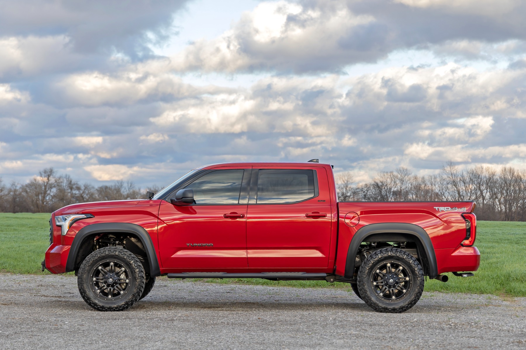 Sport-Kotflügelverbreiterungen | 3U5 Supersonic Red | Toyota Tundra 2WD/4WD (2022–2026) — Bild 6