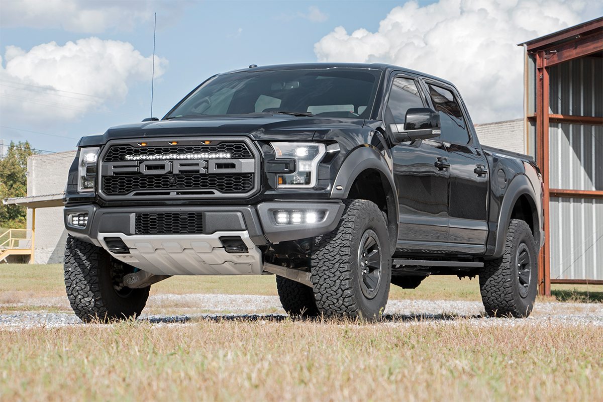 LED-Bausatz | Nebelscheinwerferhalterung | Dreifach 2" Schwarz, Paar | Gelbe Tagfahrleuchten | Ford Raptor (17–20) — Bild 3