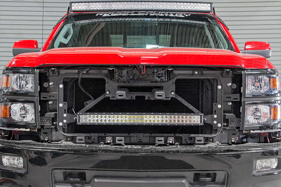 LED-Beleuchtungsset | Montage hinter dem Kühlergrill | 30 Zoll Schwarz, zweireihig | Weiße Tagfahrleuchten | Chevy Silverado 1500 (14–15) — Bild 7
