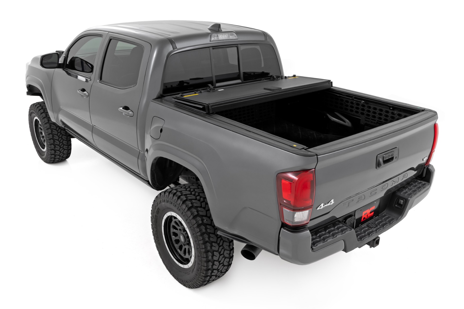 Stabile, dreifach klappbare Ladeflächenabdeckung | 6' Ladefläche | Toyota Tacoma 2WD/4WD (2005–2015) — Bild 5