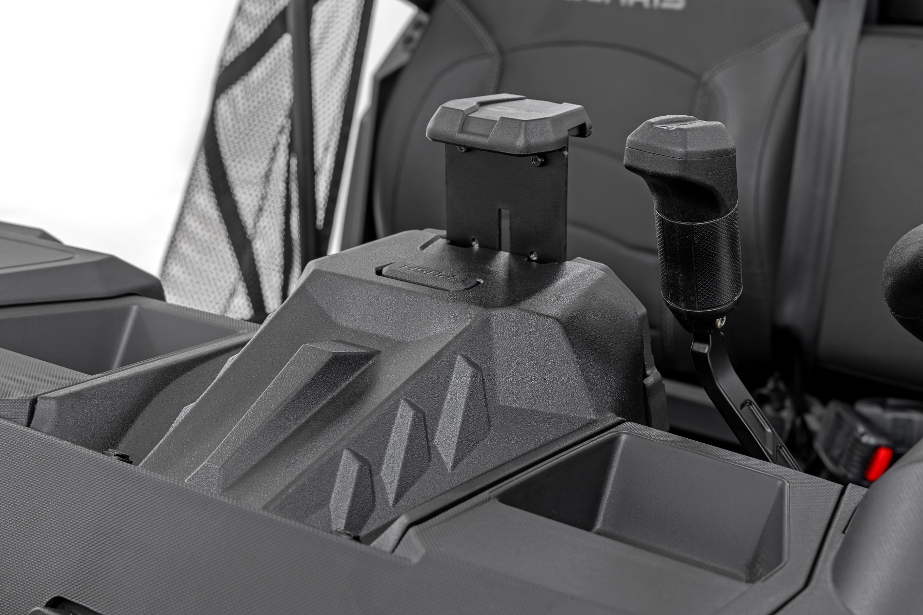 Stauraum in der Mittelkonsole | Tablet-Halterung | Polaris Ranger 1000 — Bild 4