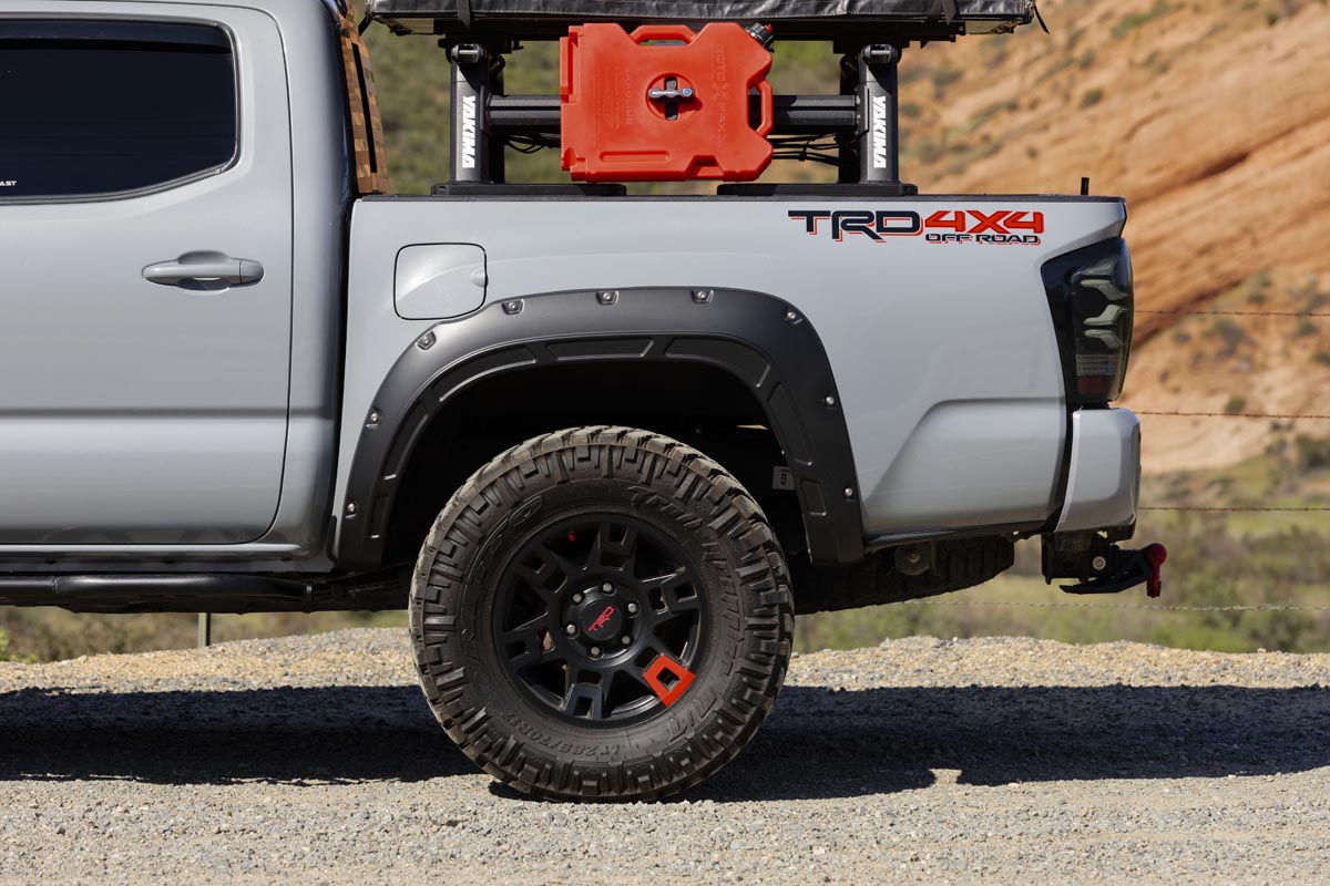 Defender Fender Flares | 202 Black Onyx | Toyota Tacoma 2WD/4WD (2016-2023) — Bild 4