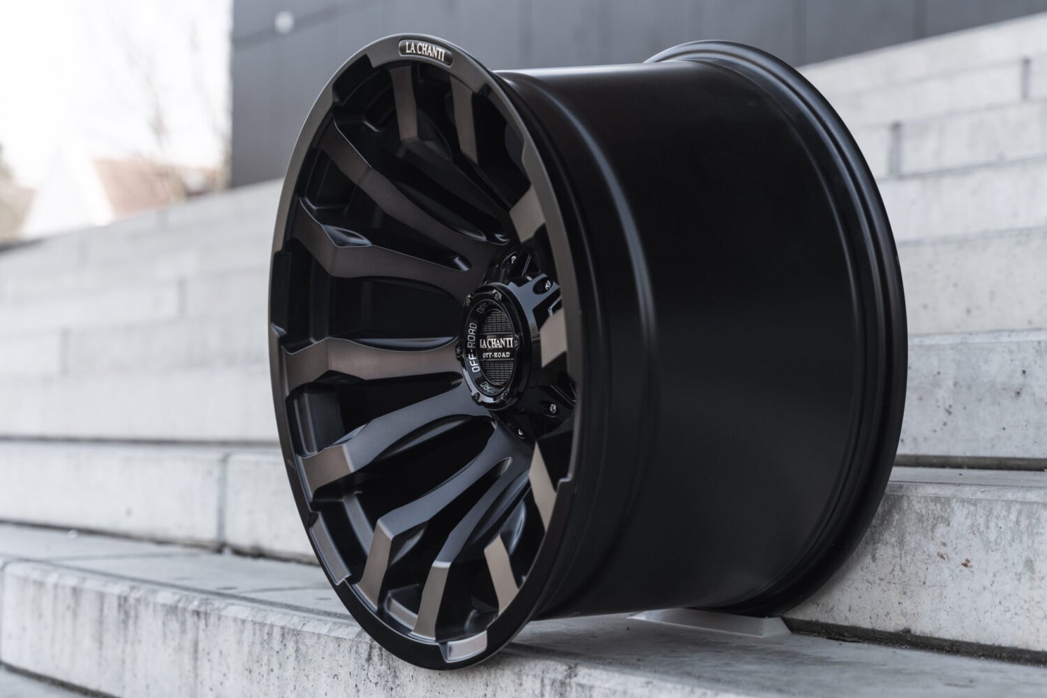 La Chanti OF7 | Matt Black · 9J×20" · ET20 | 6x139.7 — Bild 3