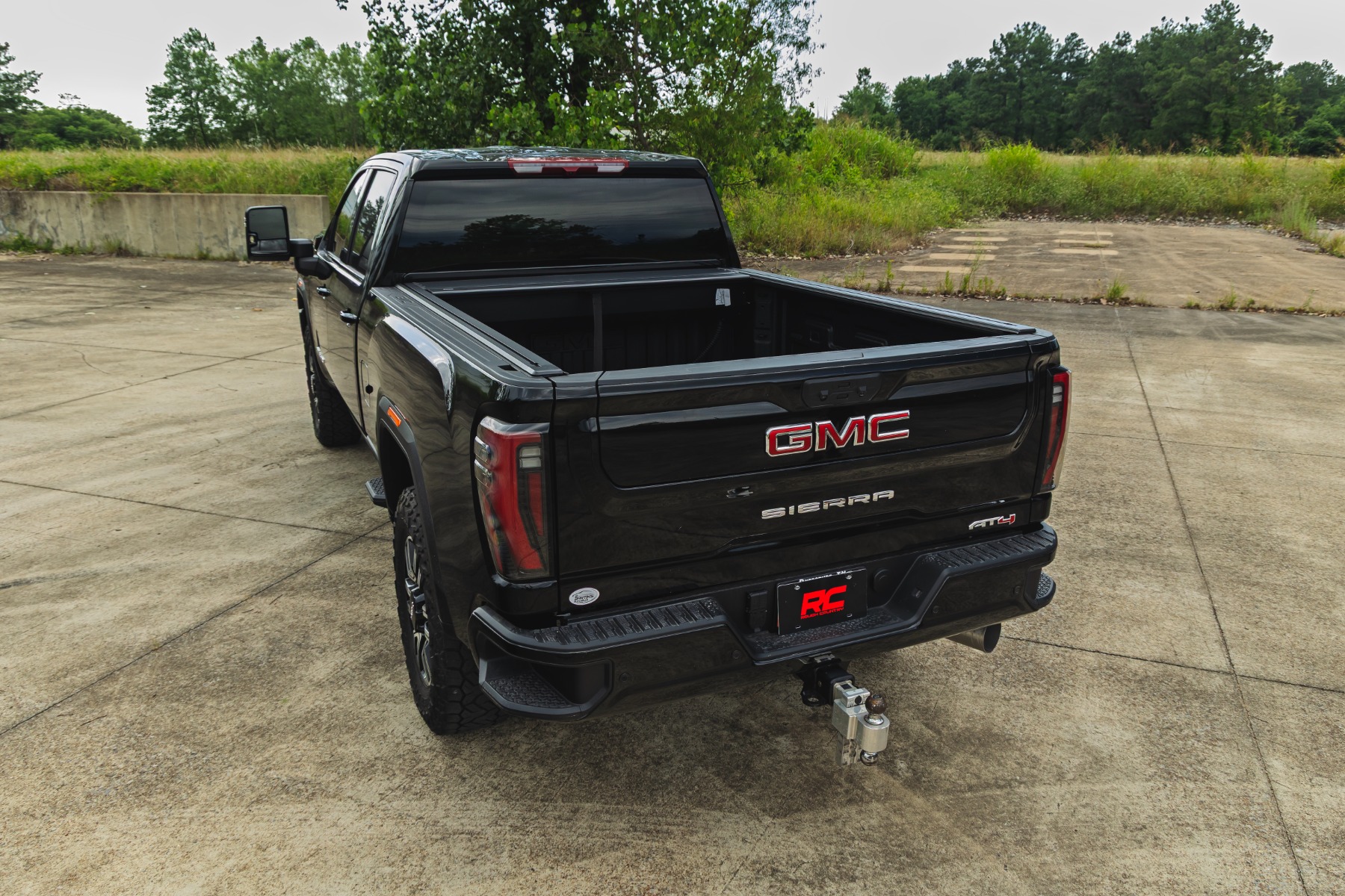 Manuell versenkbare Ladeflächenabdeckung | 6'9" Ladefläche | Chevy/GMC 2500HD/3500HD (20–26) — Bild 2