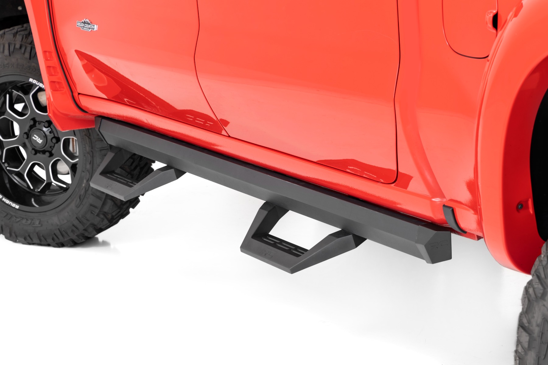 SRX2 verstellbare Aluminium-Trittstufe | Crew Cab | Chevy/GMC 1500/2500HD (19–26)