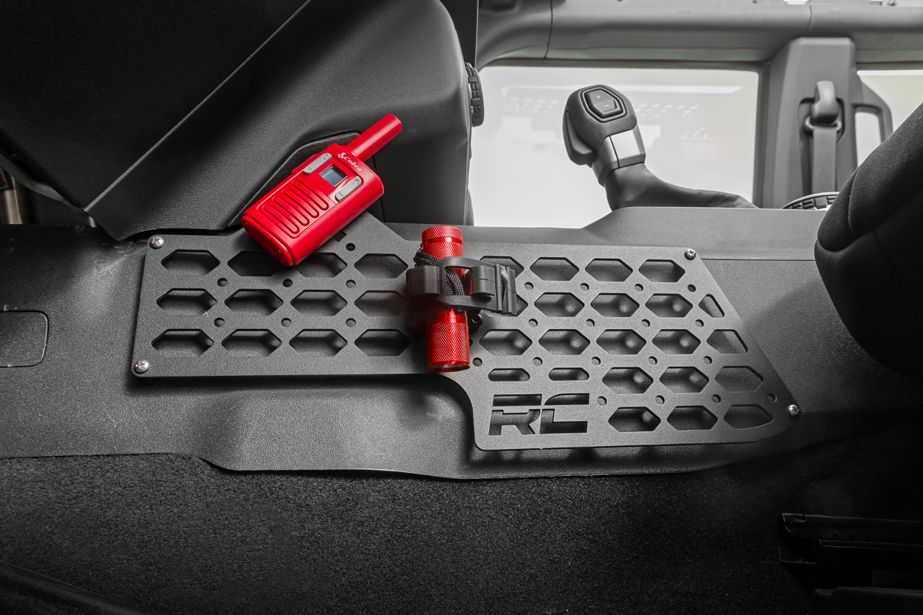 Molle-Panel-Set | Mittelkonsole | Ford Bronco 4WD (2021–2026) — Bild 3