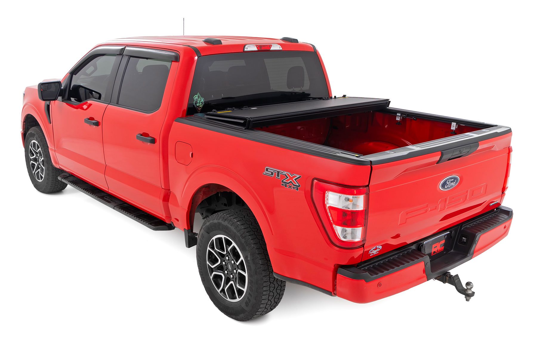 Stabile, dreifach faltbare, hochklappbare Ladeflächenabdeckung | 5'7 Zoll Ladefläche | Ford F-150 2WD/4WD (2015–2020) — Bild 5