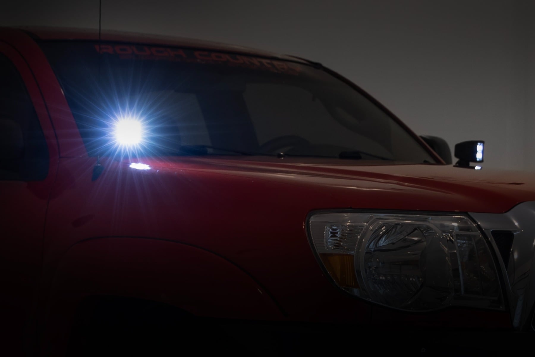 LED-Beleuchtungsset | Einbau in die Sattelkupplung | 2" Spectrum-Paar | Spot | Toyota Tacoma (05–15) — Bild 7