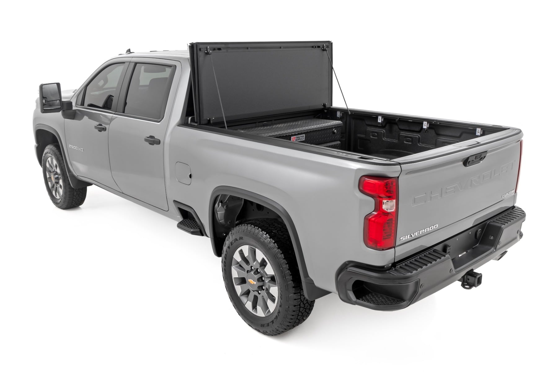 Stabile, dreifach faltbare, hochklappbare Ladeflächenabdeckung | 6'9 Zoll Ladefläche | Chevy/GMC Silverado/Sierra 2500HD/3500HD (20–26) — Bild 5