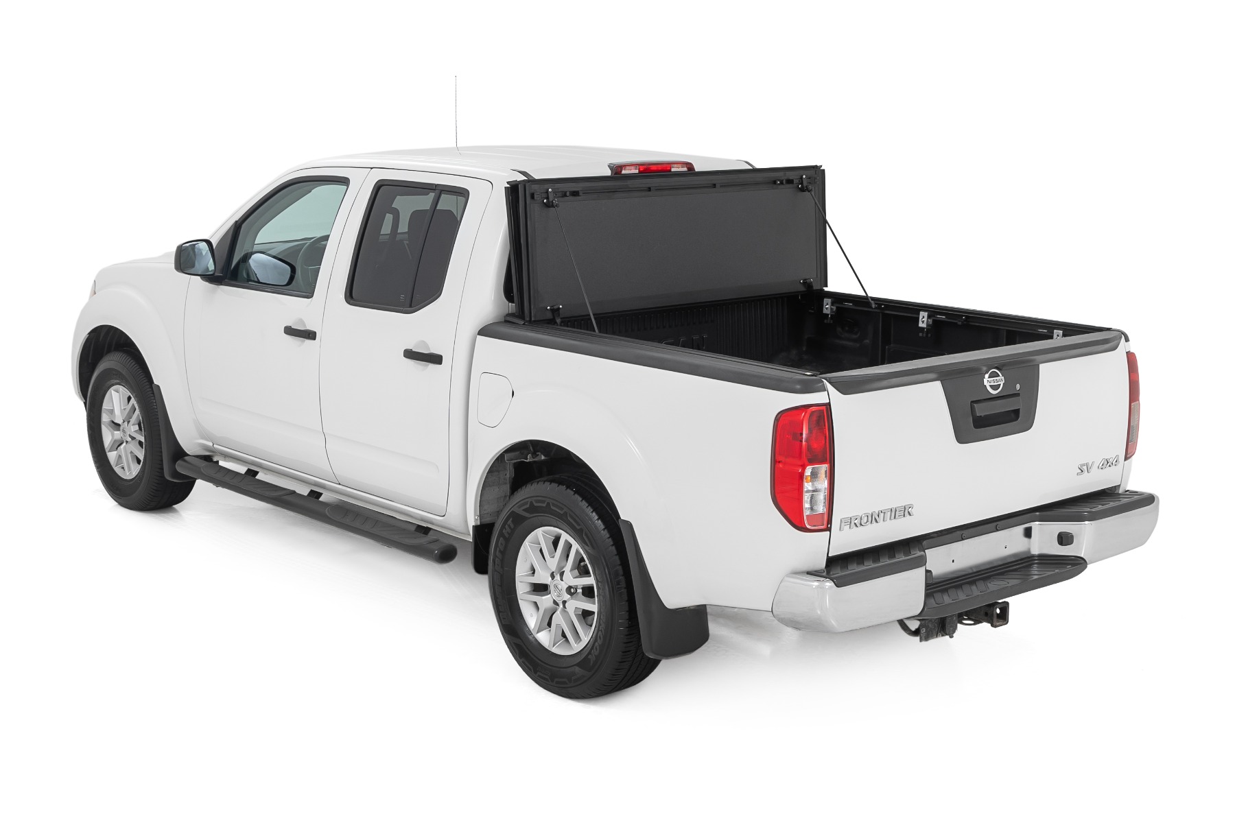 Stabile, dreifach klappbare Ladeflächenabdeckung | 5' Ladefläche | Nissan Frontier 2WD/4WD (05–21) — Bild 5
