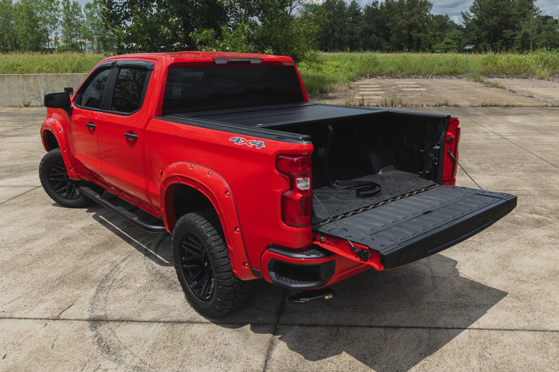 Manuell versenkbare Ladeflächenabdeckung | 5'10" Ladefläche | Chevy/GMC Sierra 1500 (19–26)/Silverado 1500 (19–26) — Bild 7