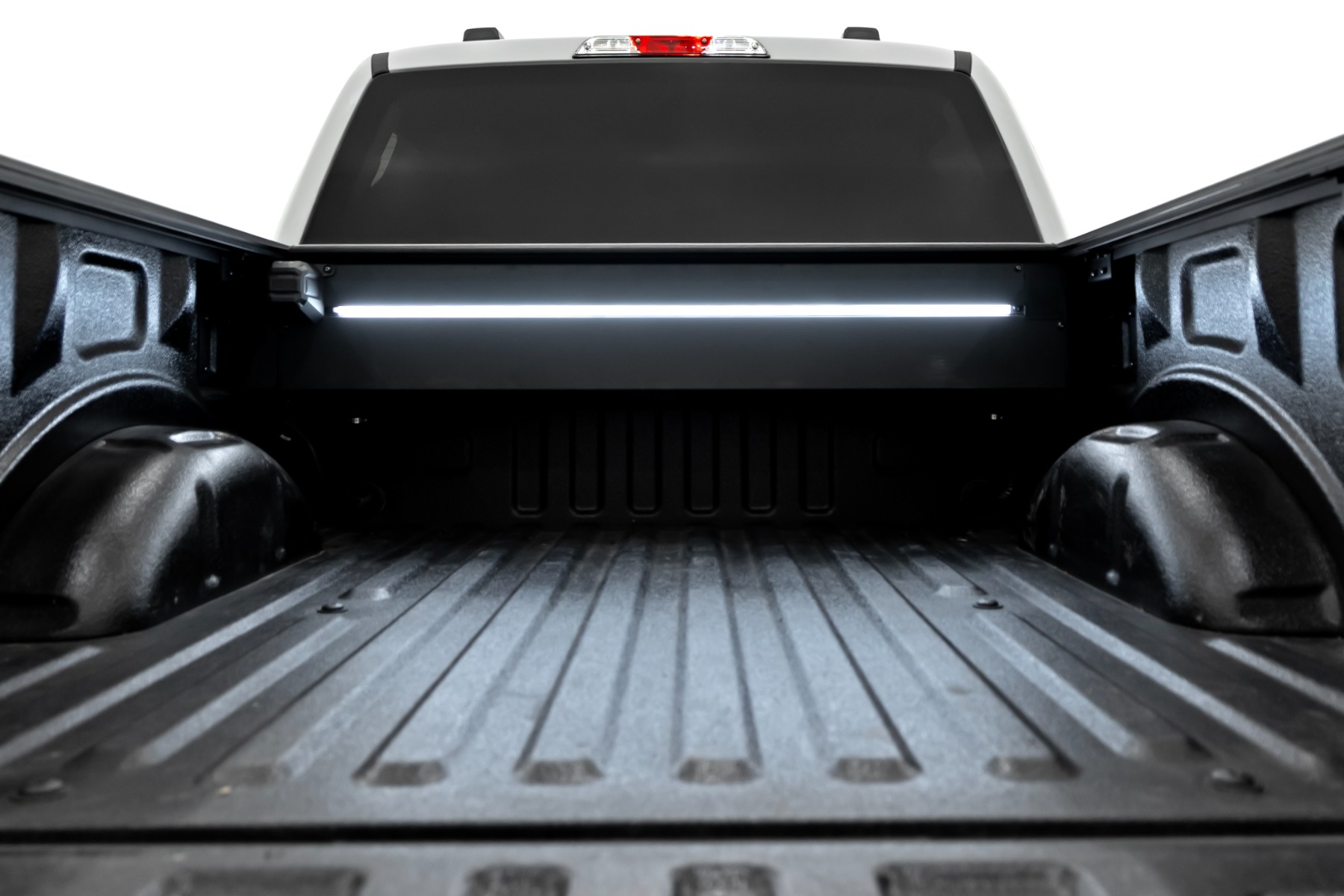 Elektrisch versenkbare Ladeflächenabdeckung | 6'7" Ladefläche | Ford F-150 (15–26)/F-150 Lightning (22–26) — Bild 4