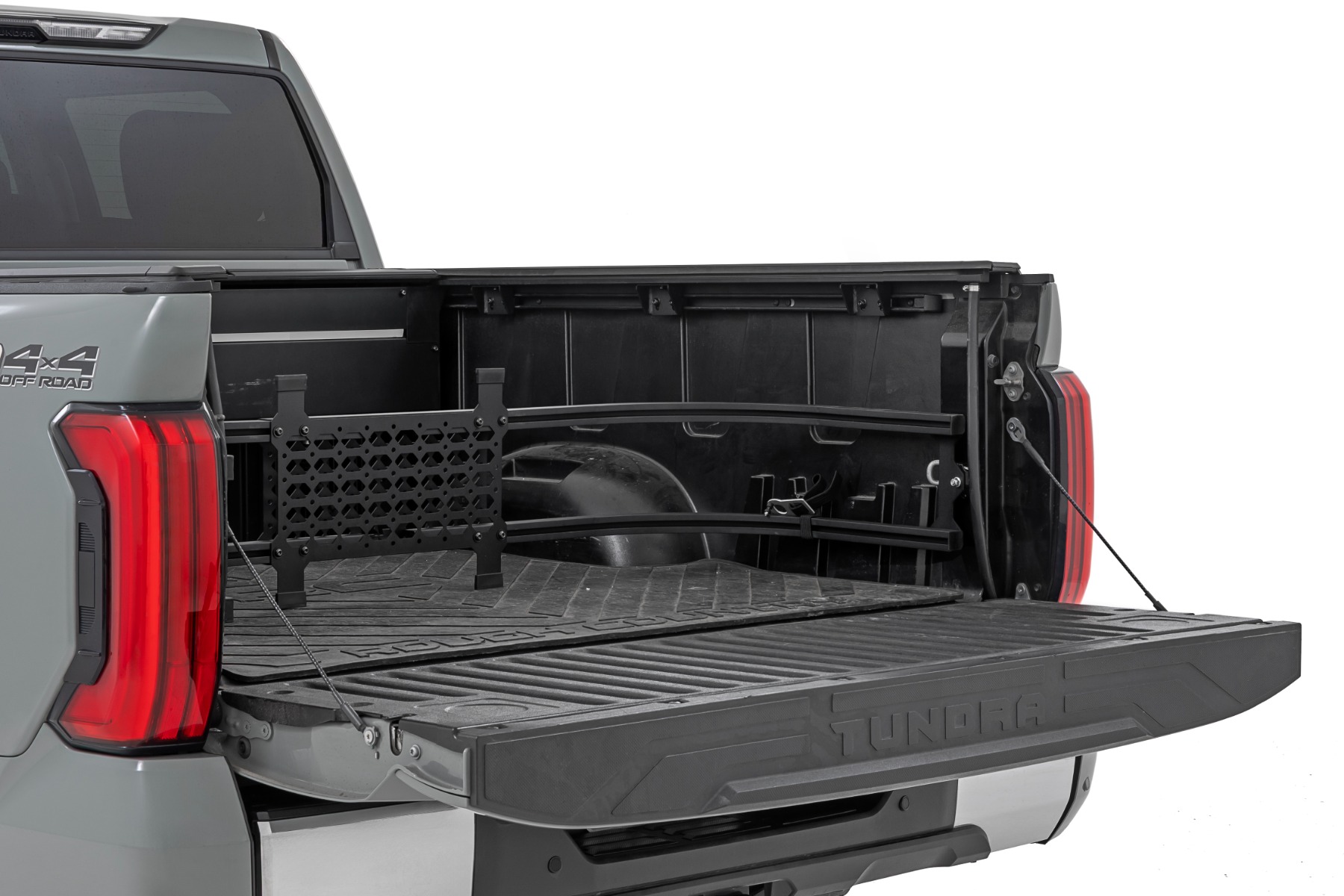 Bed Extender | 26" Extension | Multiple Makes & Models (Chevy/Ford/GMC/Ram/Toyota) — Bild 3