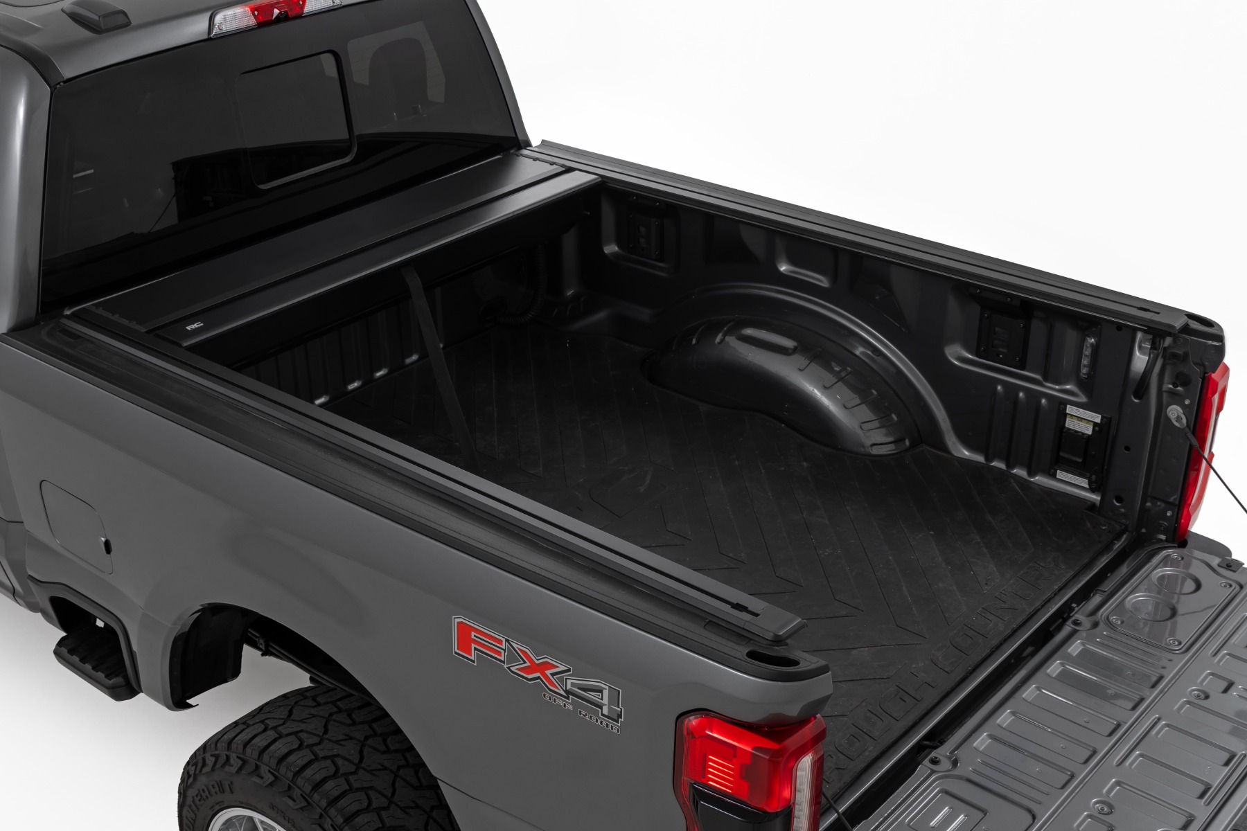 Manual Retractable Bed Cover | 6'10" Bed | Ford F-250/F-350 Super Duty (17-26) — Bild 9