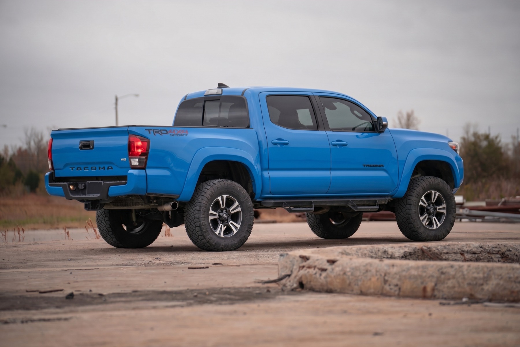 Sport Fender Flares | 8T6 Voodoo Blue | Toyota Tacoma 2WD/4WD (2016-2023) — Bild 6