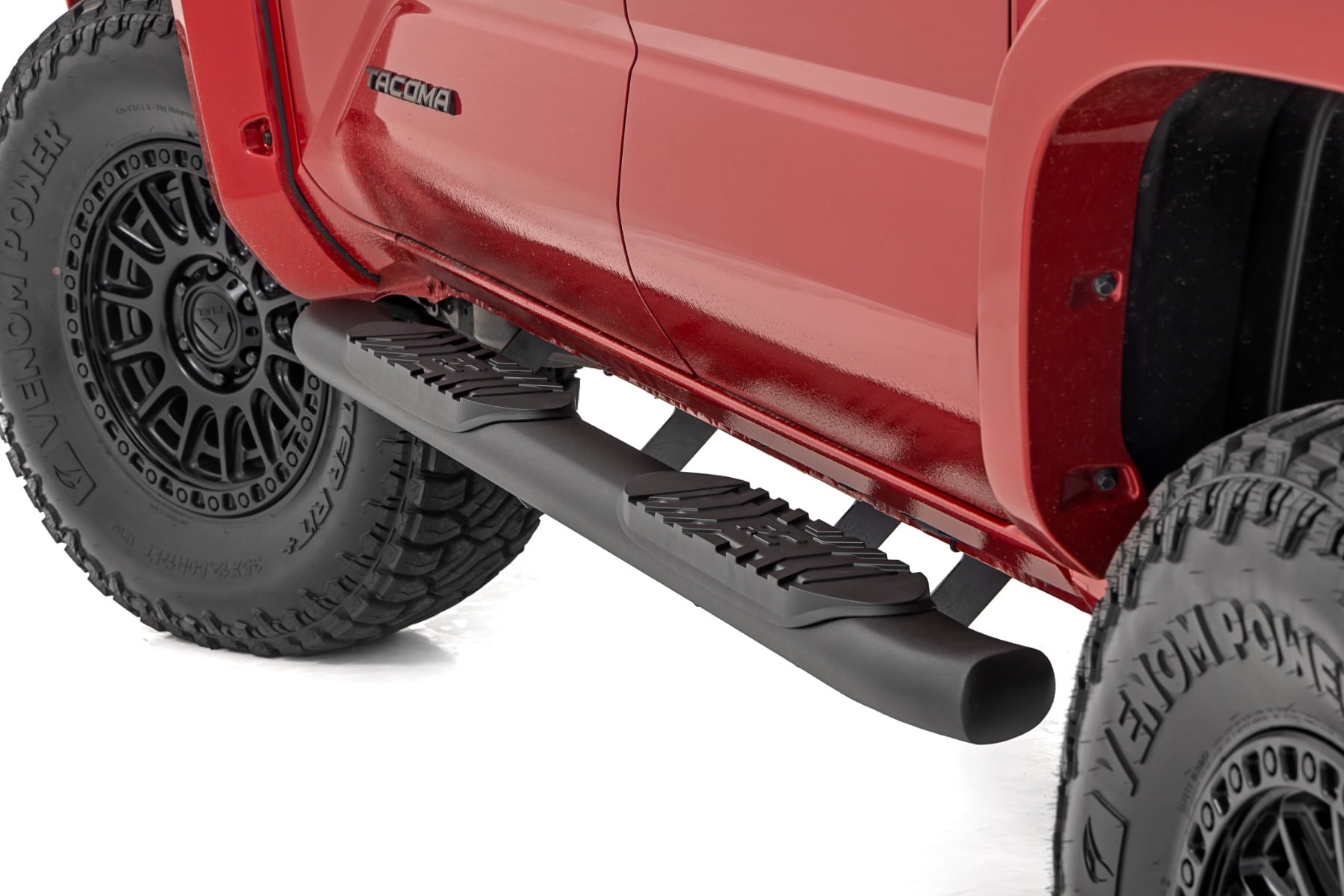 Ovale Nerf-Trittstufe | Doppelkabine | Schwarz | Toyota Tacoma 2WD/4WD (2024–2026)