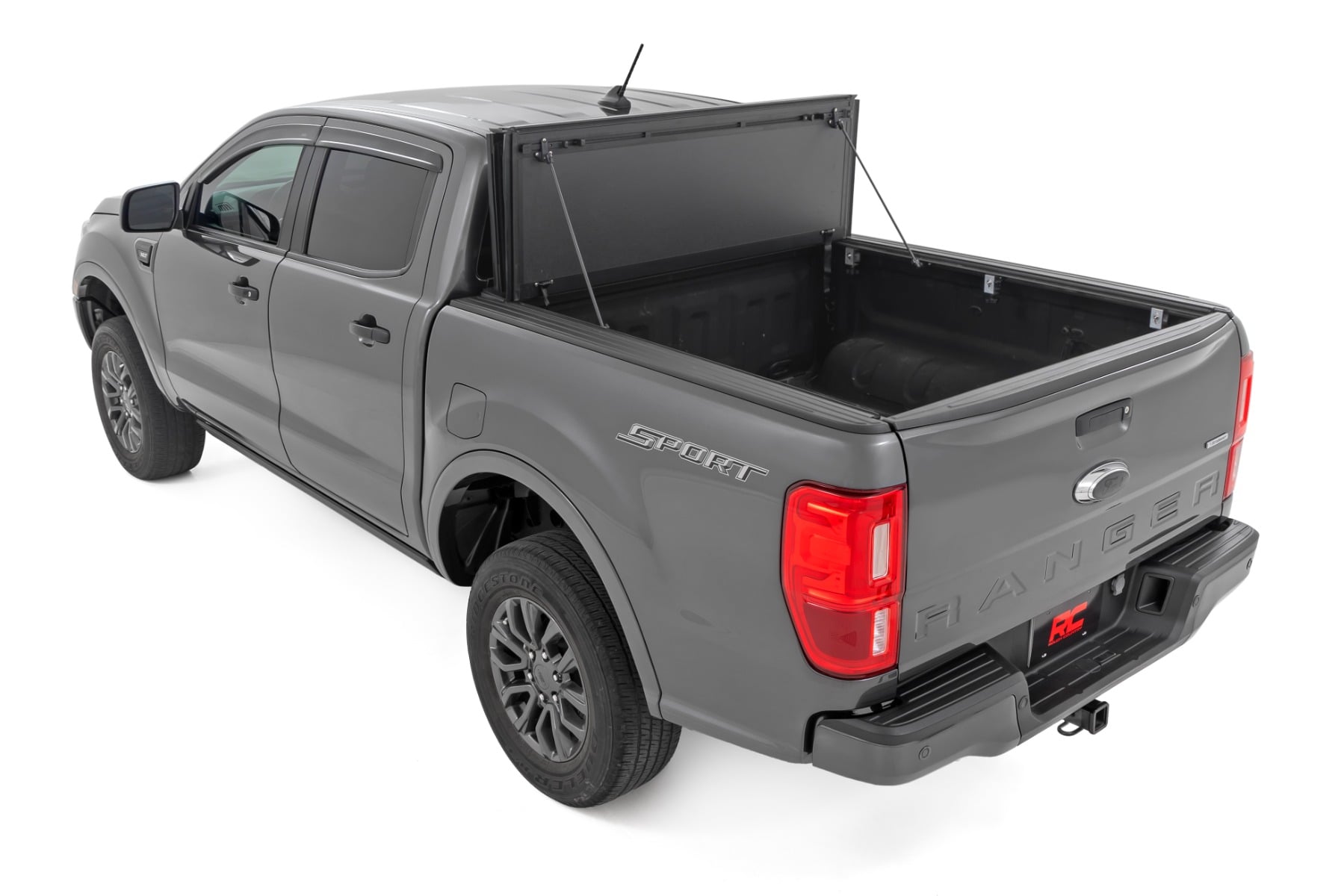 Stabile, dreifach faltbare Ladeflächenabdeckung | 5' Ladefläche | Ford Ranger 2WD/4WD (2019–2023) — Bild 6