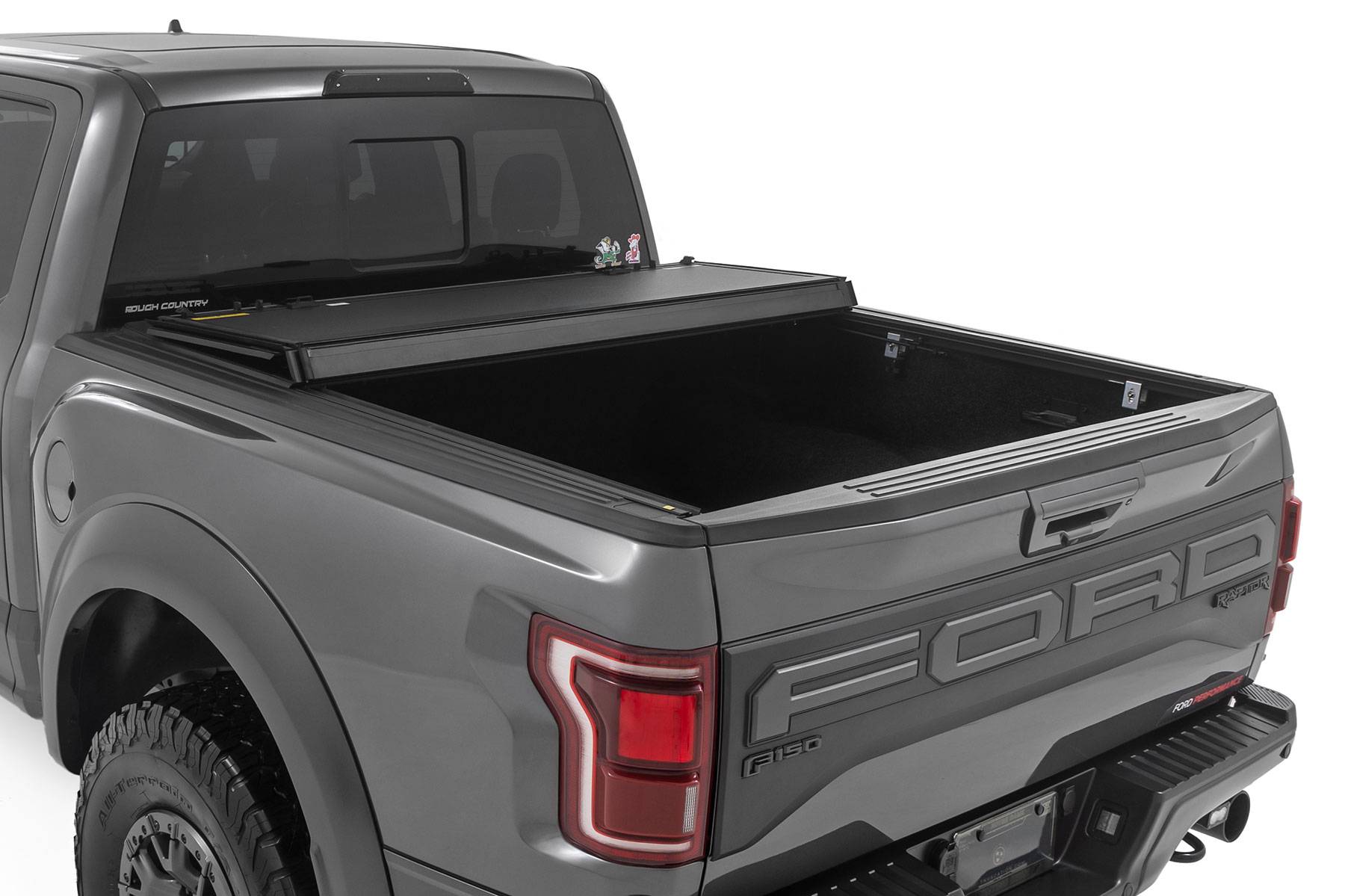 Stabile, dreifach faltbare Ladeflächenabdeckung | 5'7 Zoll Ladefläche | Ford F-150 (21–26)/F-150 Lightning (22–26) — Bild 4