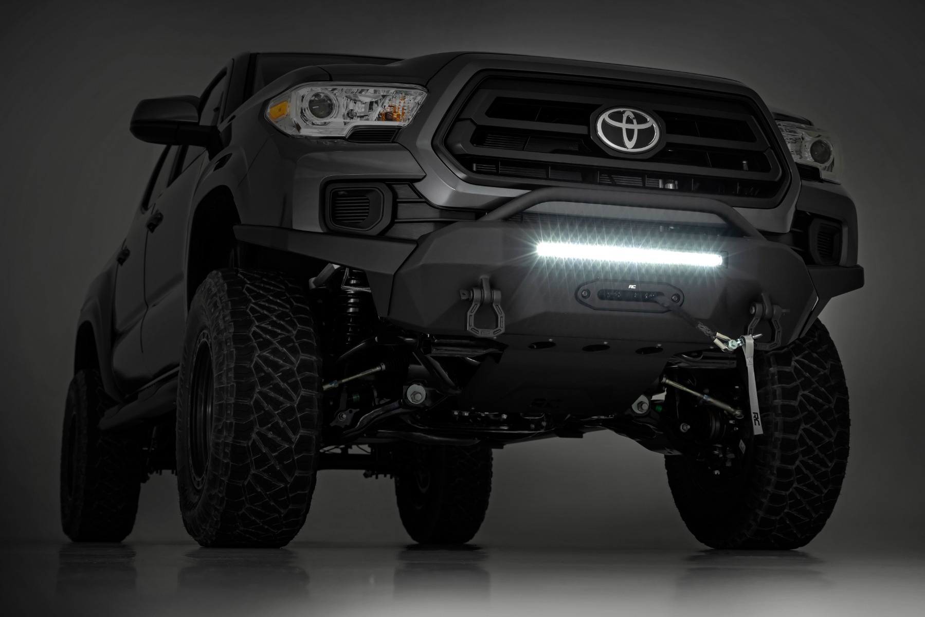 Frontstoßstange | Hohe Bodenfreiheit | Hybrid | 20 Zoll Schwarze LED | Toyota Tacoma (16–23) — Bild 5