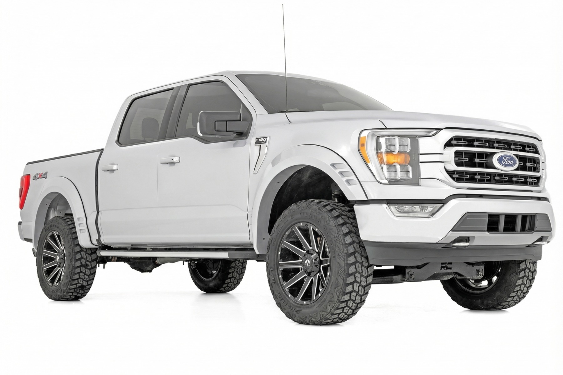 SF1 Kotflügelverbreiterungen | A3 Space White | Ford F-150 2WD/4WD (2021–2026) — Bild 2