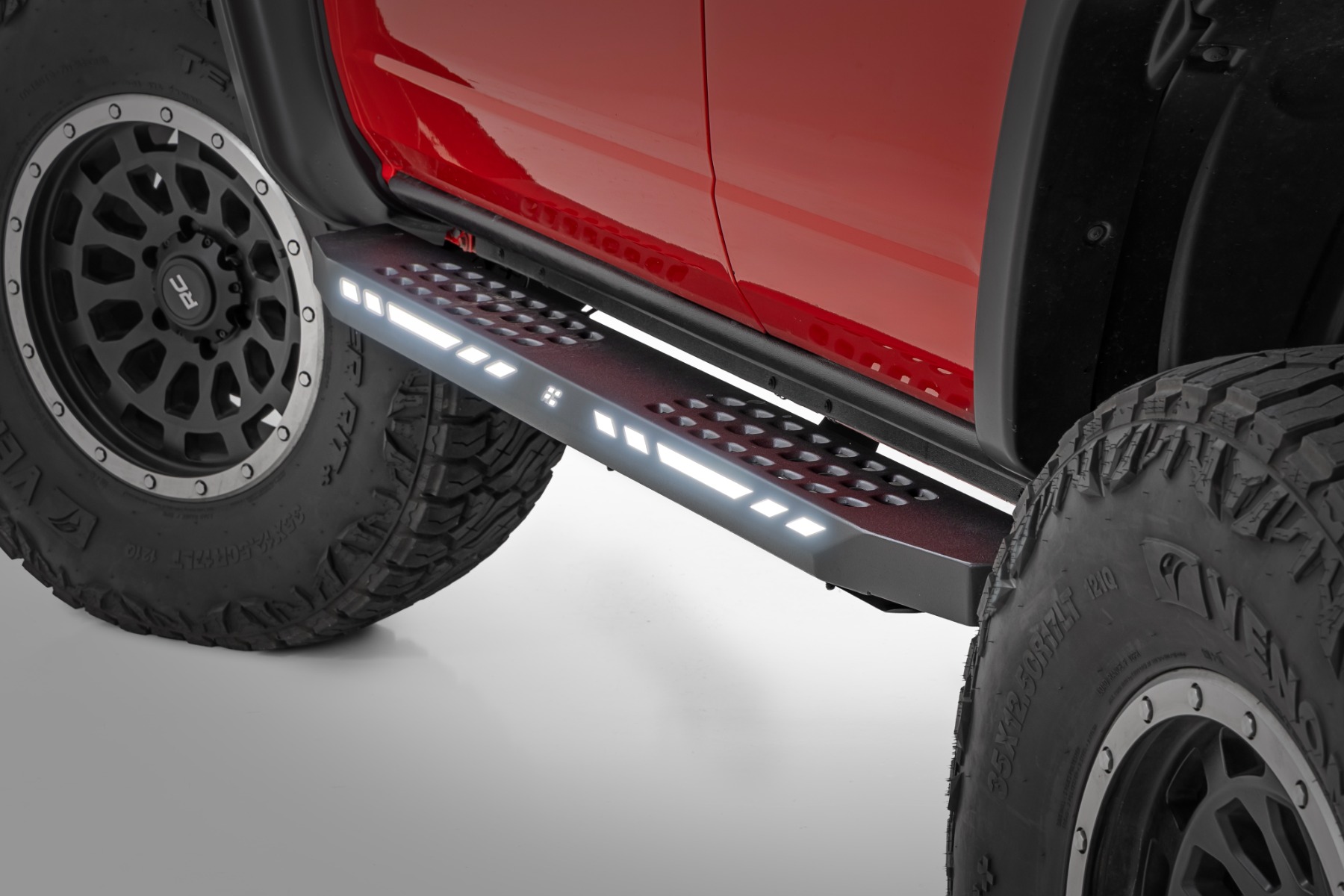 AC2 Trittbretter | Bernstein/Weiß | 4-türig | Ford Bronco 4WD (2021–2026)