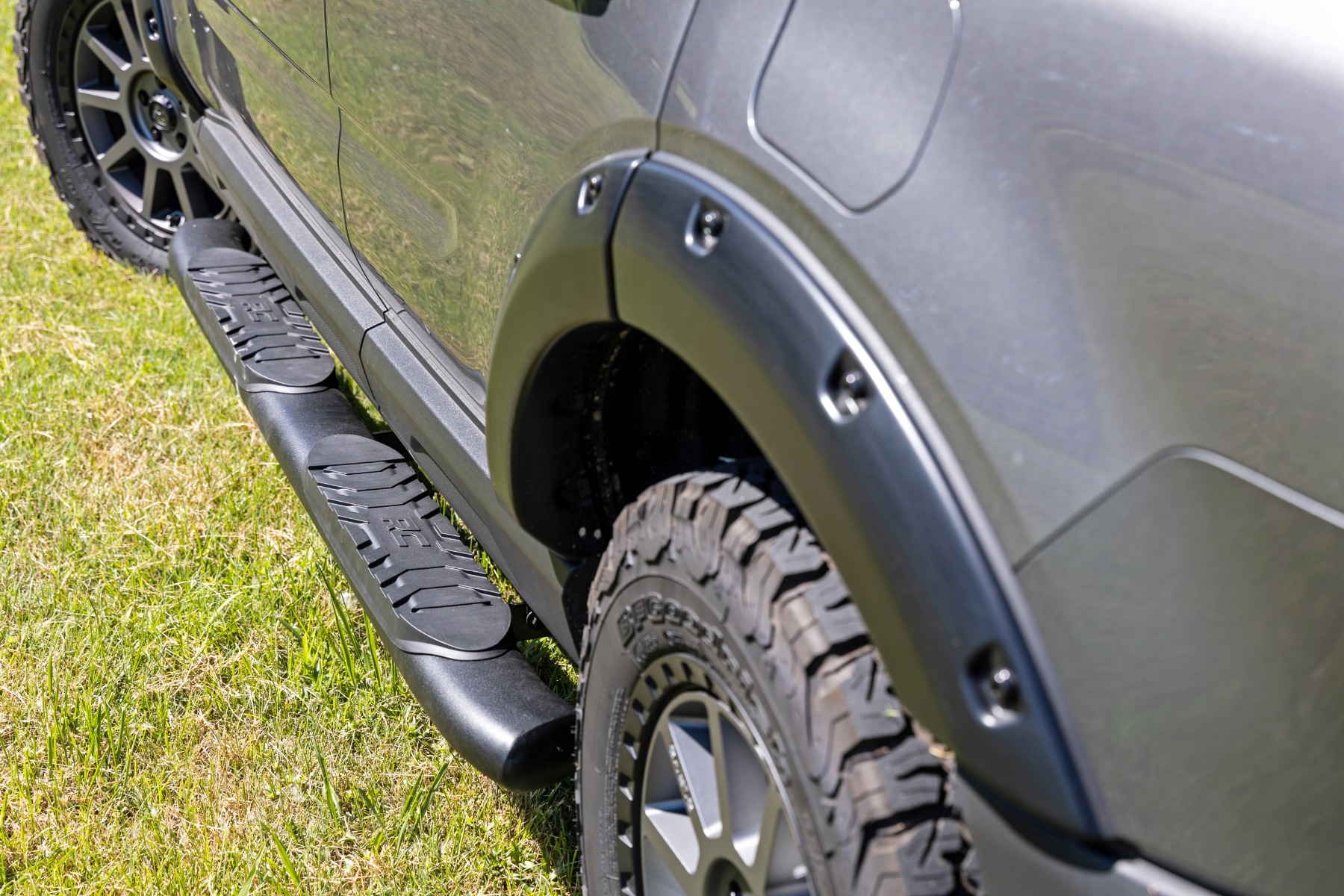 Ovale Nerf-Trittstufen | Schwarz | Ford Bronco Sport 4WD (2021–2026) — Bild 5