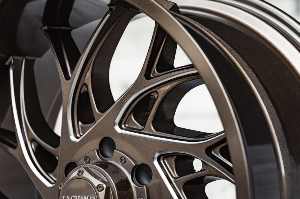 La Chanti OF20 | Glossy Bronze Milled · 10J×22" · ET12 | 5x139.7 — Bild 4