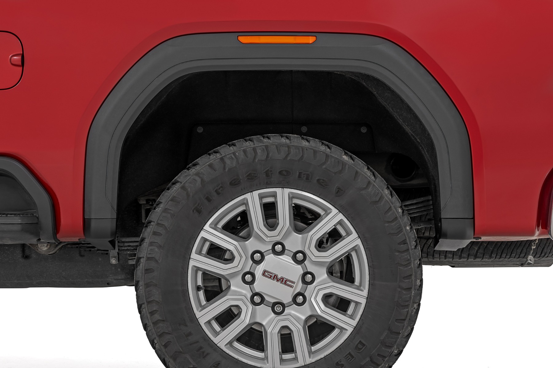 Entfernung der Schmutzfänger | GMC Sierra 2500 HD/Sierra 3500 HD 2WD/4WD (2020–2026) — Bild 3