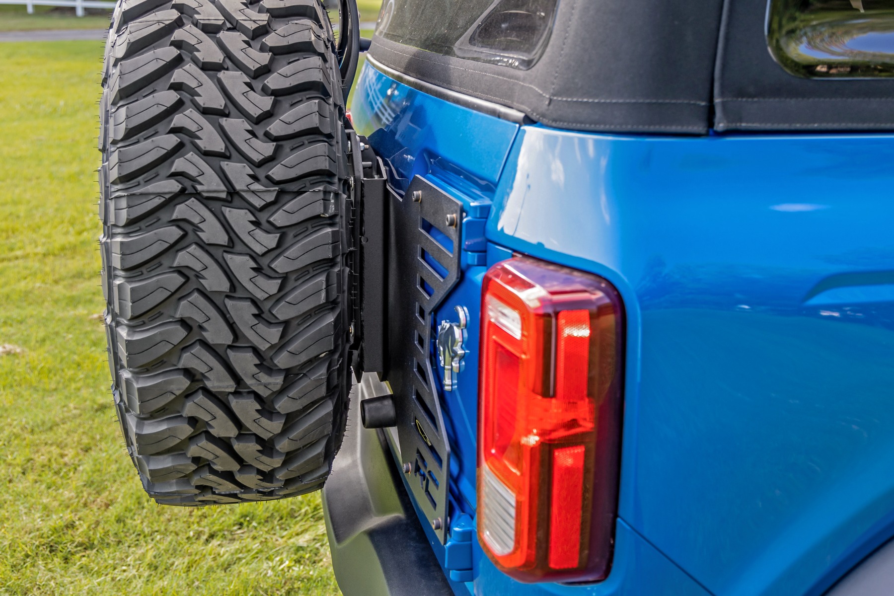 Umbau der Reserveradhalterung | Ford Bronco 4WD (2021–2026) — Bild 4