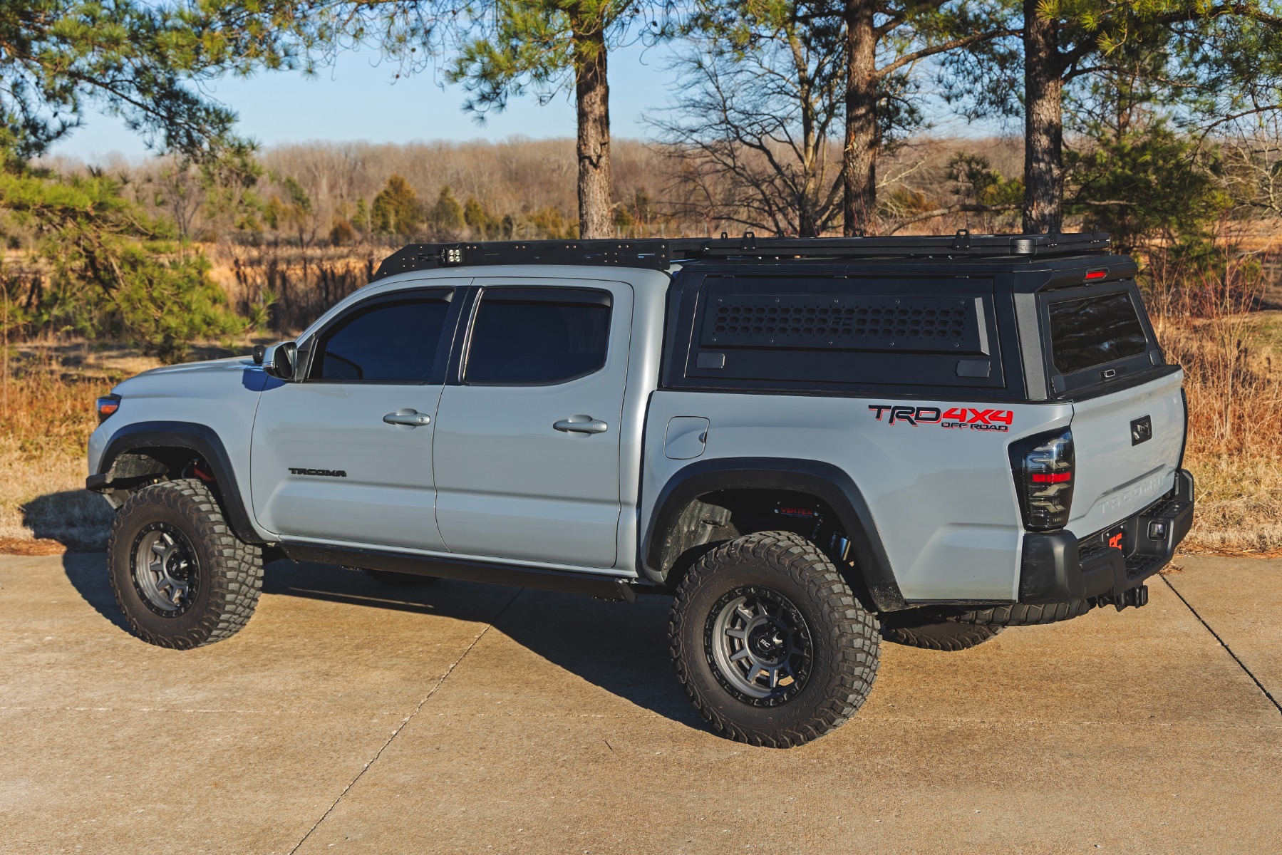 Dachträger | Ladeflächenabdeckung | Toyota Tacoma 2WD/4WD (2016–2023) — Bild 9