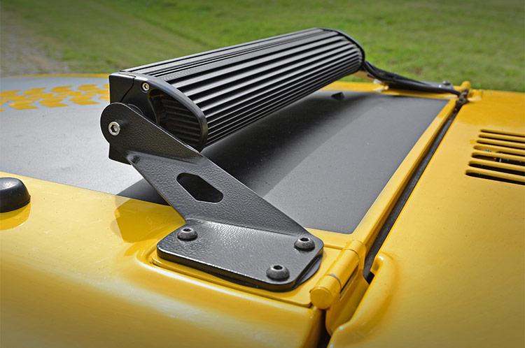 LED Light Mount | Hood | 20" | Jeep Wrangler TJ (97-06)/Wrangler Unlimited (04-06) — Bild 3
